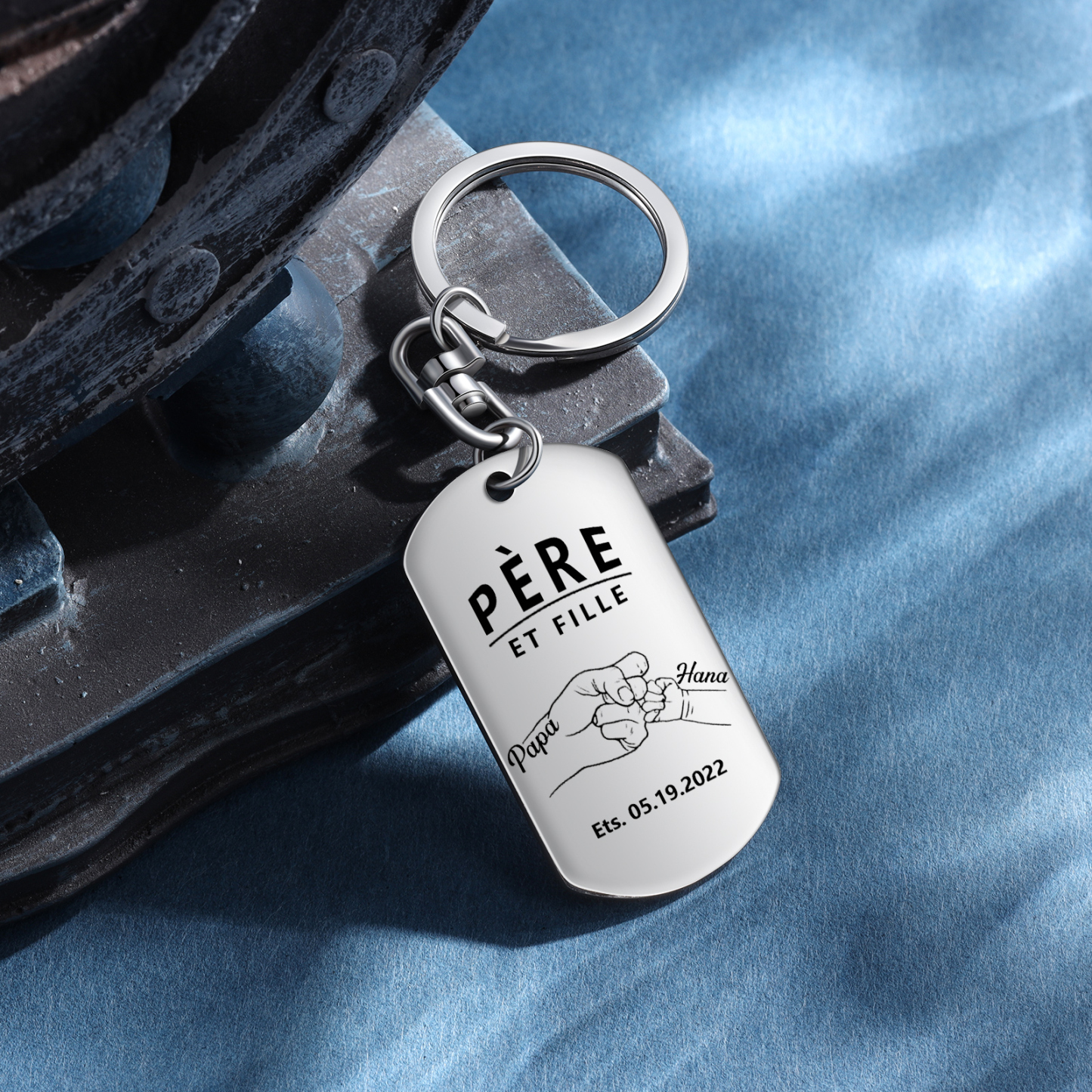 À Papa - Porte-clés gravé Poings 2 Prénoms Personnalisés avec Photo et Date | Jessemade