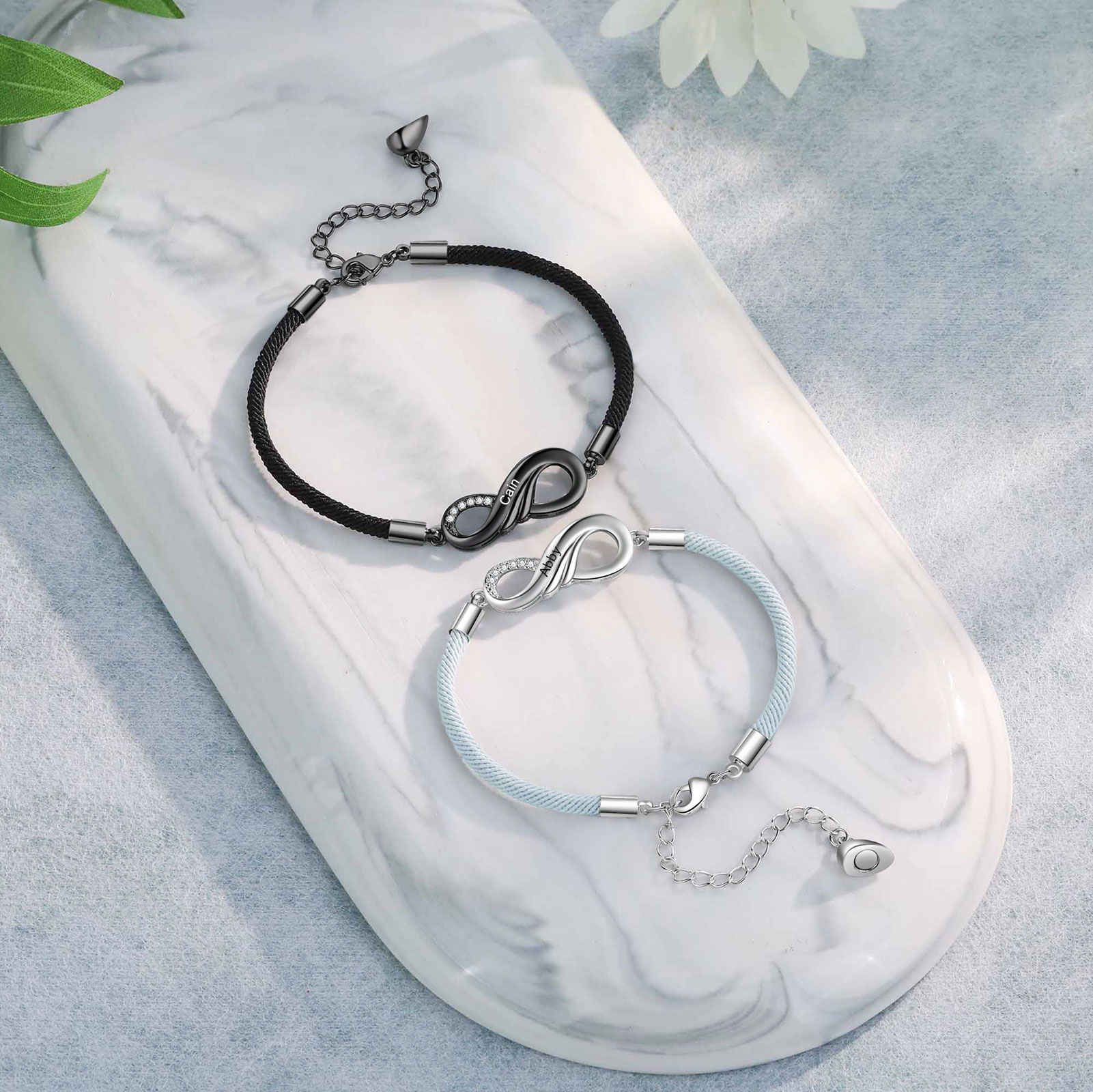 2PCS Bracelet Infini magnétique 2 Prénoms Personnalisés pour Couple
