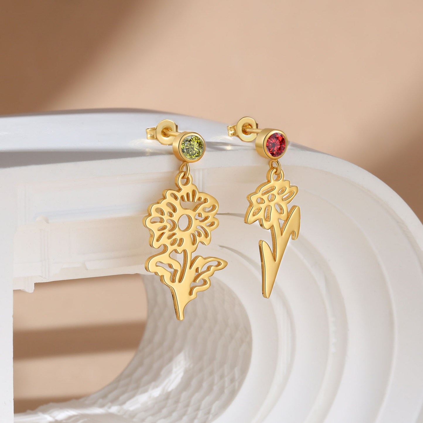 Boucle d'oreille Fleur de Naissance Personnalisé avec Pierre de Naissance