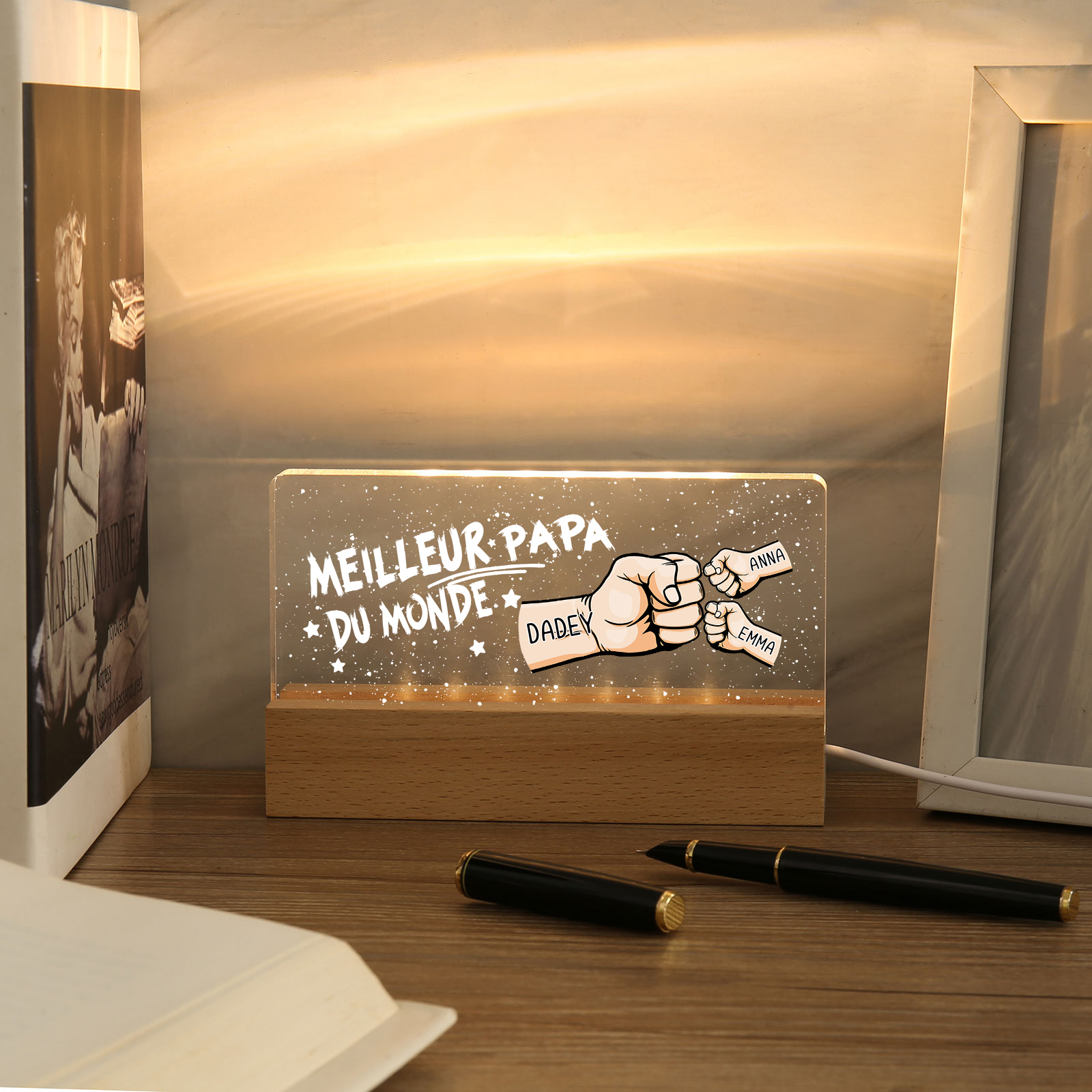 À mon Papa- Lampe de chevet LED Poings 3 Prénoms Personnalisés