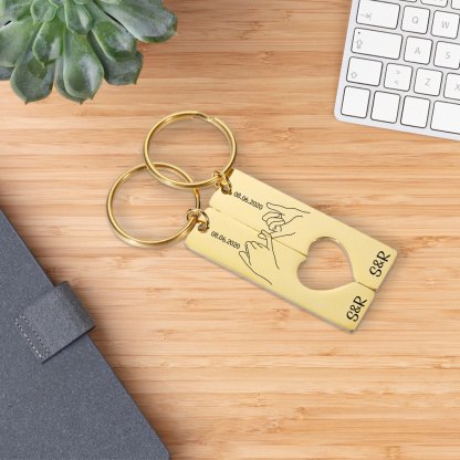 Porte-Clés la main dans la main 2 Lettres Personnalisés avec 1 Date