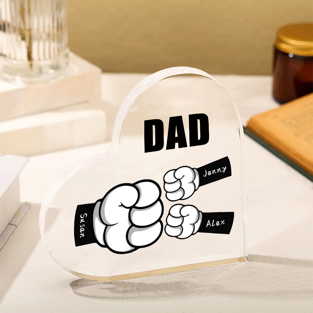 À mon Papa/Maman - Plaque Acrylique en Forme de Cœur Poings 3 Prénoms Personnalisés avec 1 Texte