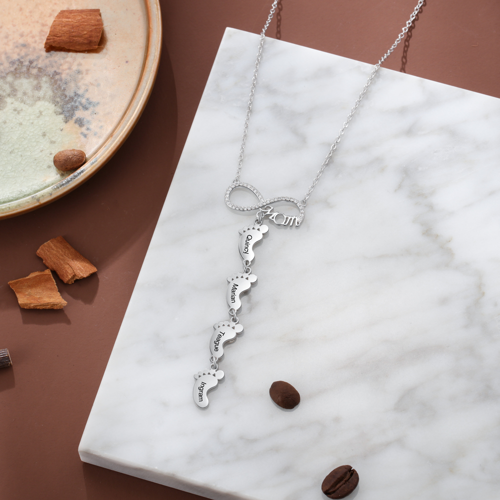 Collier Pieds Bébé 4 Prénoms Personnalisés Collier Infini pour Maman