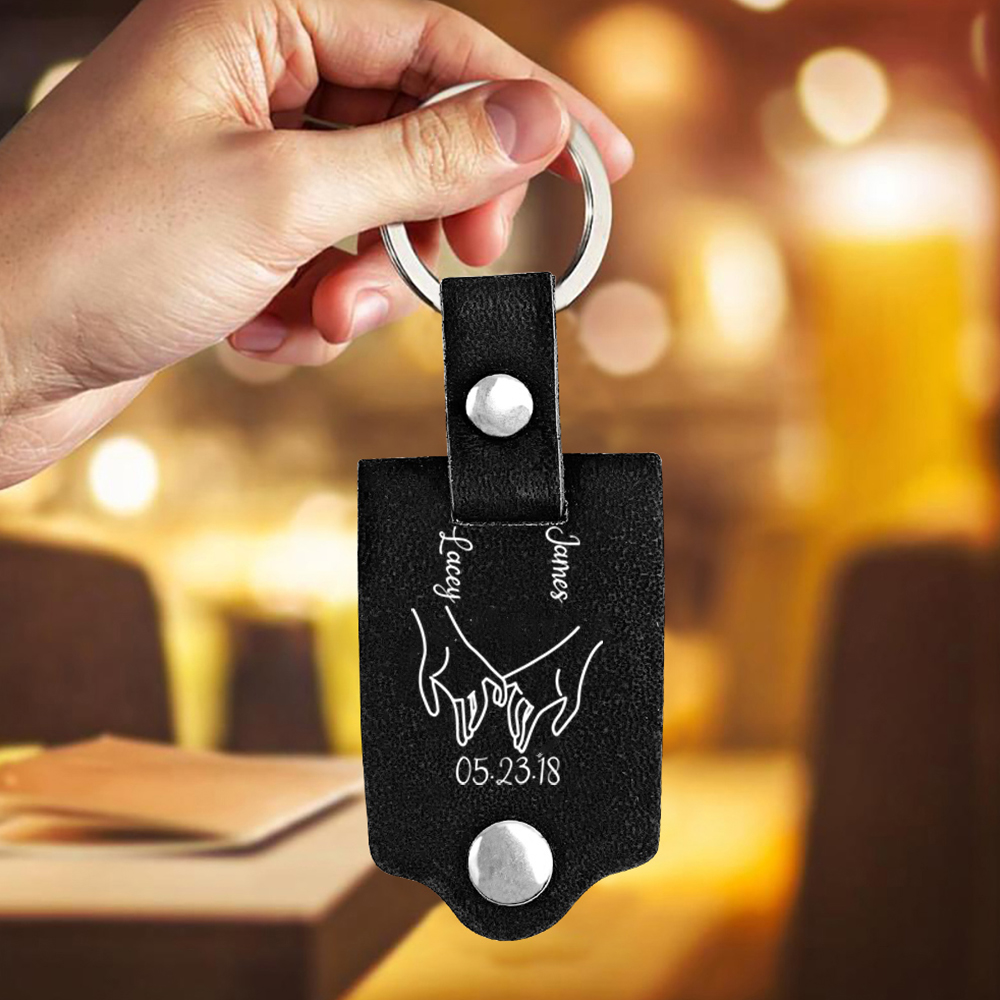 Porte-Clés Cuir 2 Prénoms et 1 Photo Personnalisés avec Date et Texte pour Couple | Jessemade