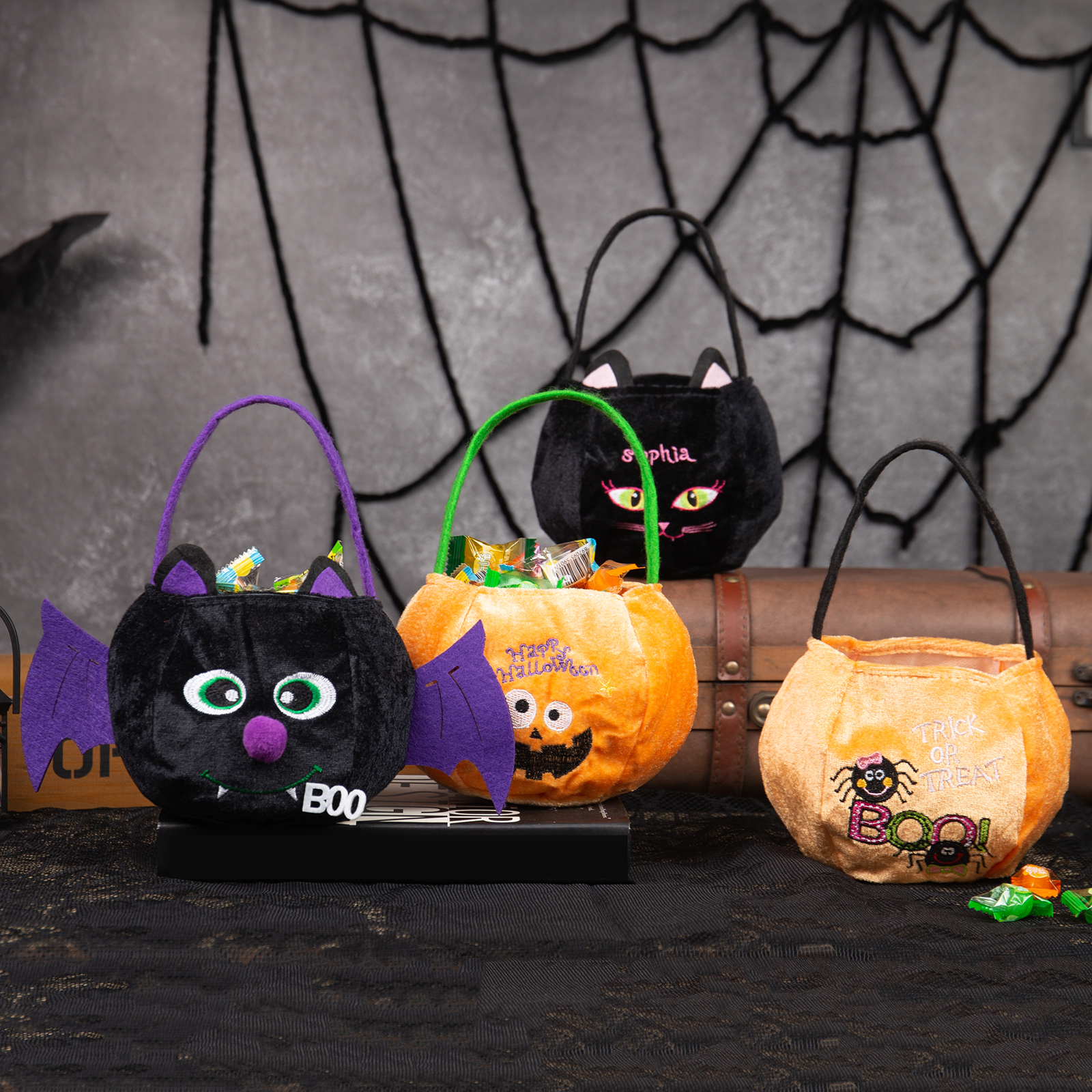Boutons Halloween Vintage 2001 En Faïence - Motif Chauve-souris Et Bonbon Maïs - Neuf