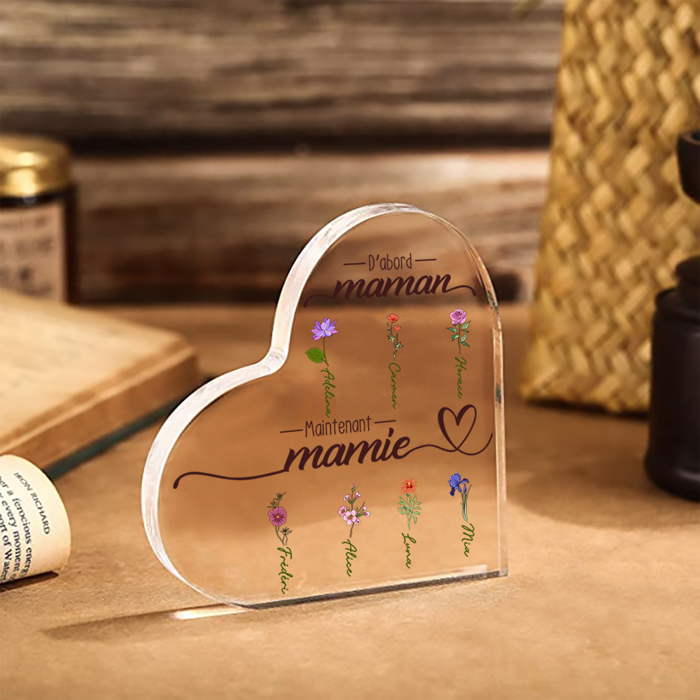 À ma Mamie - Plaque Acrylique en forme de Cœur 2-10 Prénoms Personnalisés avec Fleur de naissance