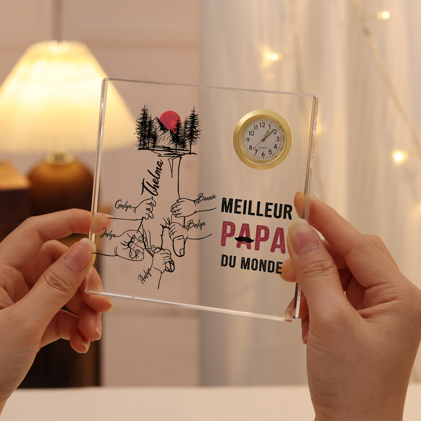 À mon Papa - Plaque Acrylique Carré avec Horloge la main dans la main 6 Prénoms Personnalisés