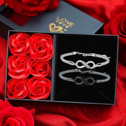 2PCS Bracelets Infini 2 Prénoms Personnalisés pour Couple
