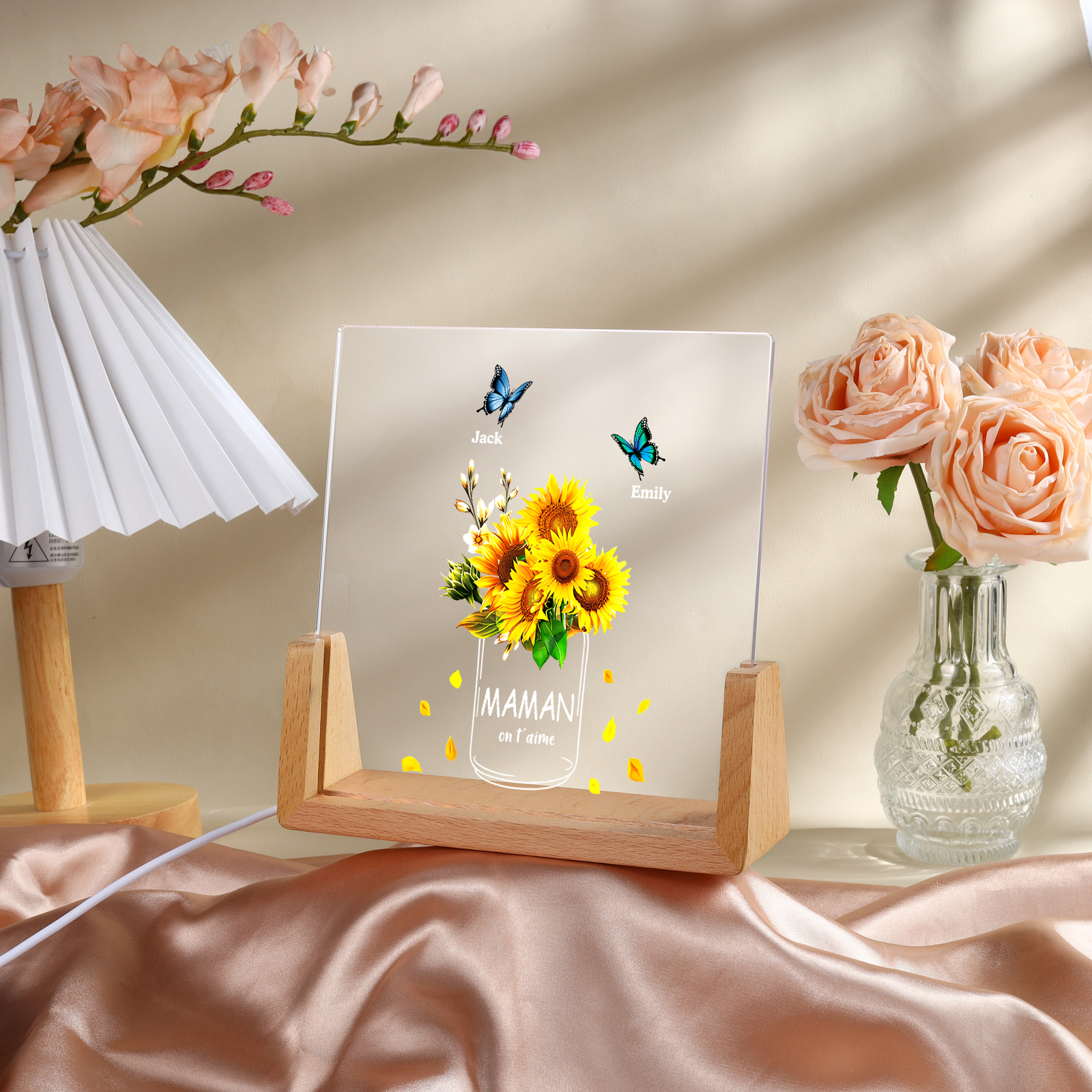 À Maman/Mamie - Lampe de chevet LED Tournesol 2 Prénoms Personnalisés avec 2 Textes pour Famille