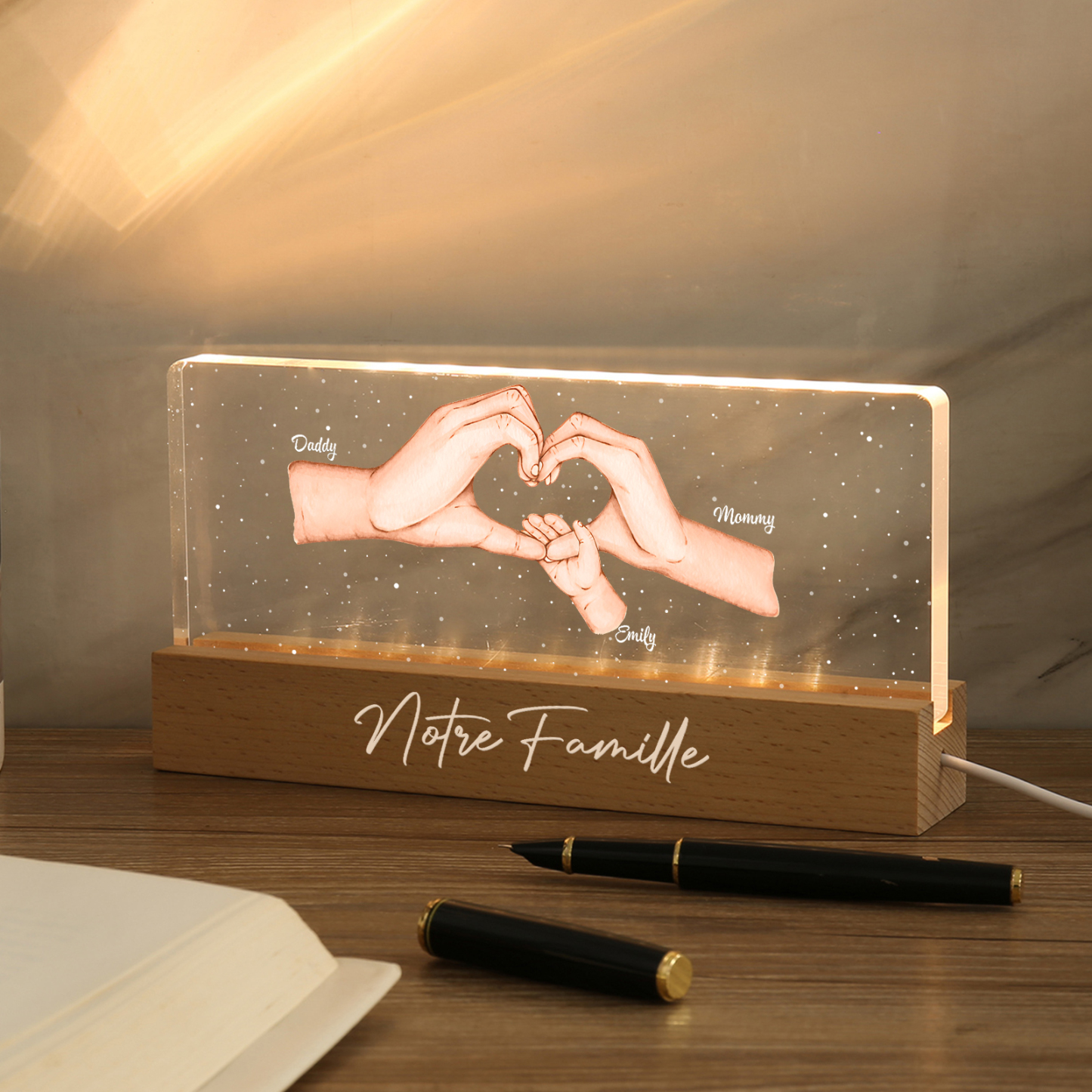 À ma Famille- Lampe de chevet LED la Main dans la Main 3 Prénoms Personnalisés avec Texte