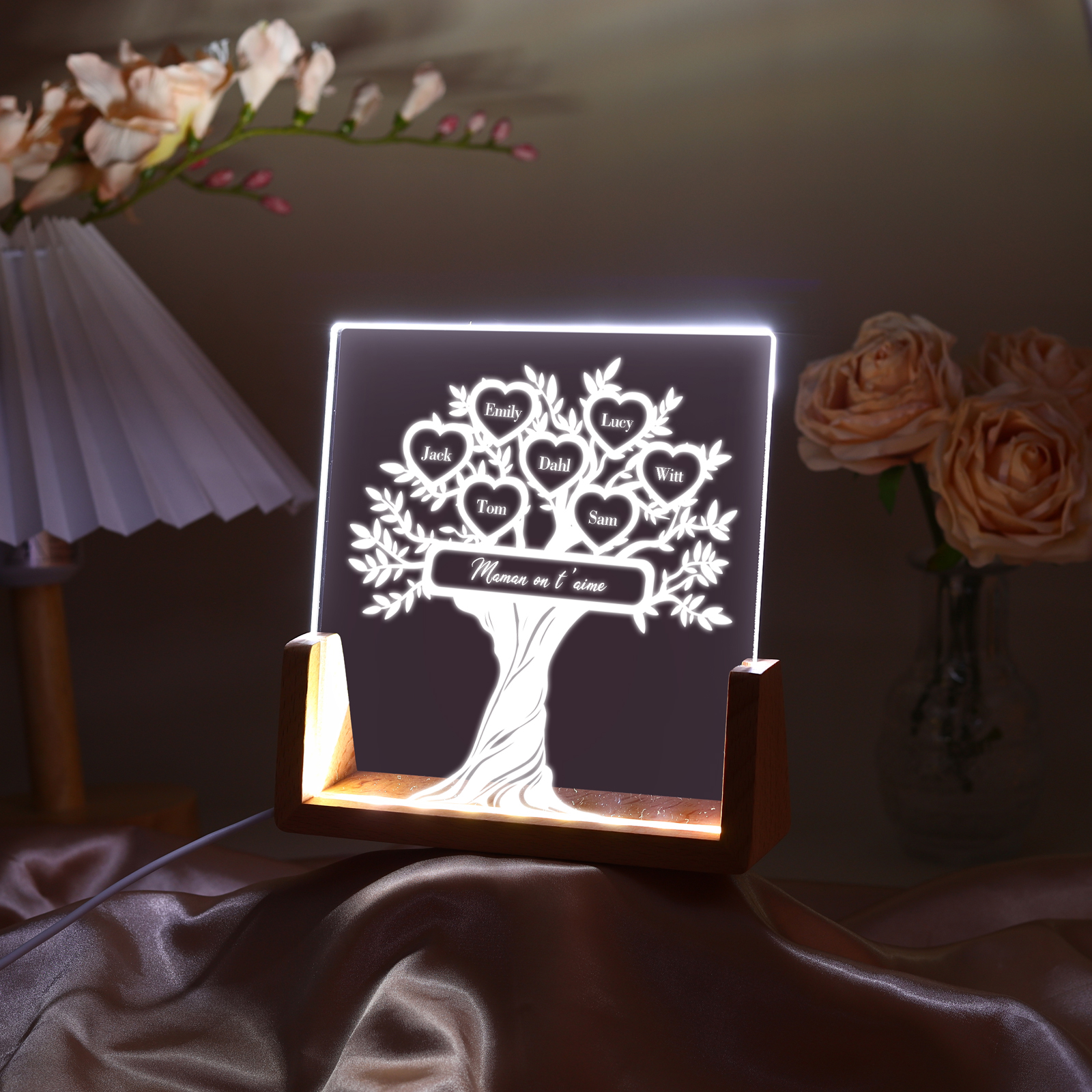 À Maman/Mamie - Lampe de chevet LED Arbre de Vie 7 Prénoms Personnalisés avec Texte pour Famille