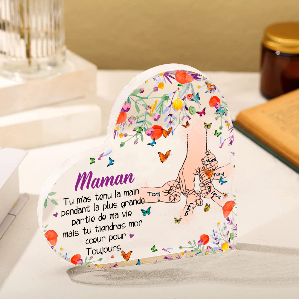 À ma Maman - Plaque Acrylique en Forme de Cœur 5 Prénoms Personnalisés la Mian dans la Main