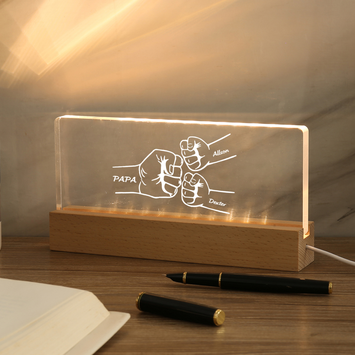 À mon Papa/Papi- Lampe de chevet LED Poings 3 Prénoms Personnalisés
