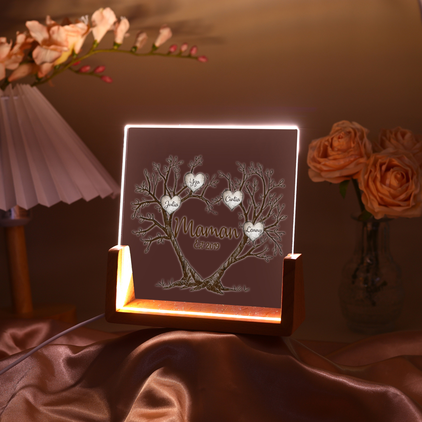 À Maman/Mamie - Lampe de chevet LED Arbre de Vie 4 Prénoms Personnalisés avec Texte et Date pour Famille