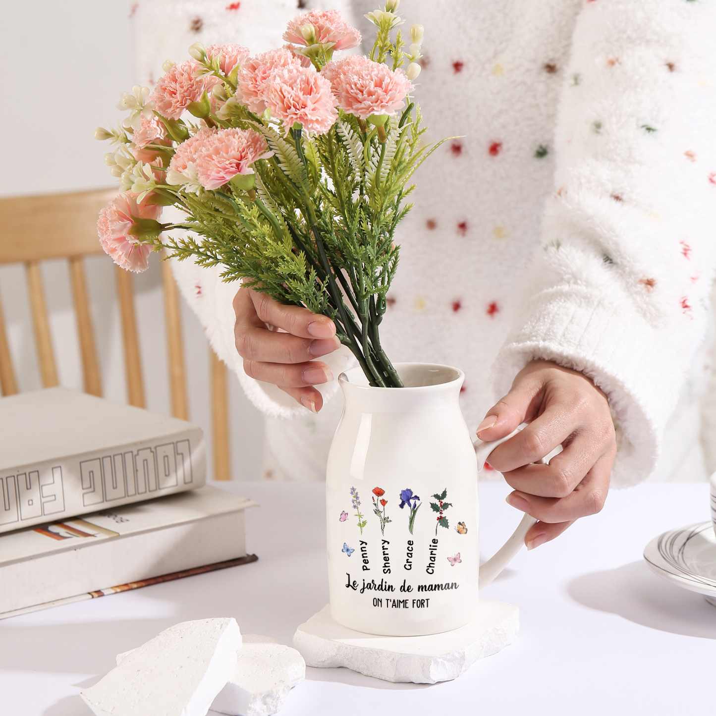 Vase à Fleurs Papillon 4 Prénoms et Fleurs de Naissance Personnalisés avec 2 Textes Décoration de la Maison