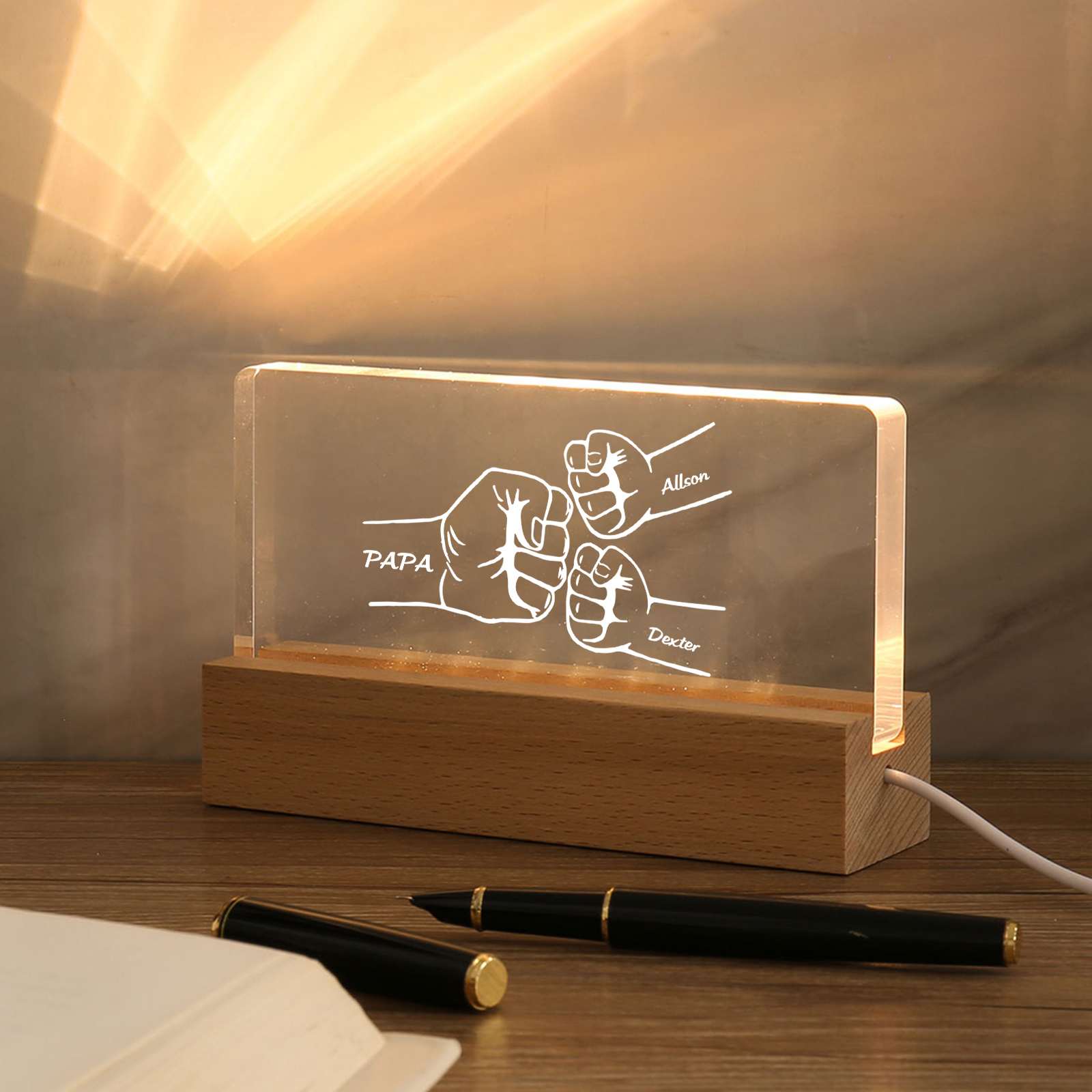 À mon Papa/Papi- Lampe de chevet LED Poings 3 Prénoms Personnalisés