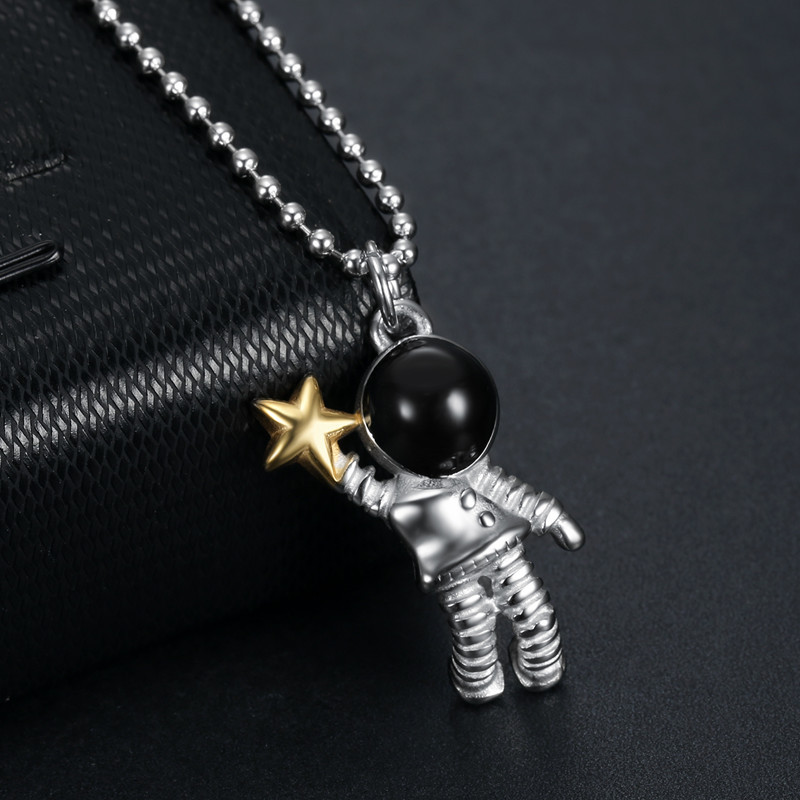Collier Pendentif Astronaute Spaceman Acier au titane Collier Homme