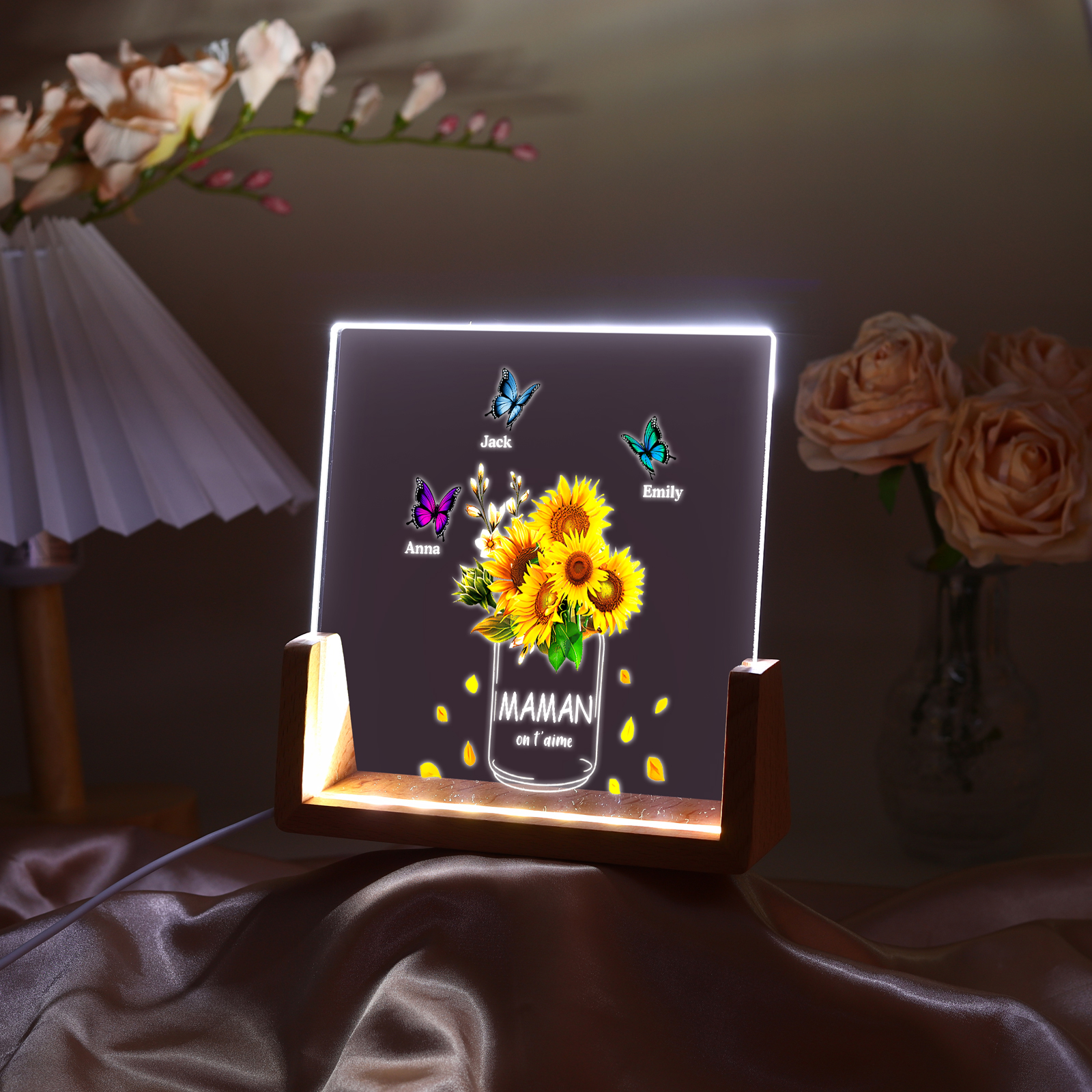 À Maman/Mamie - Lampe de chevet LED Tournesol 3 Prénoms Personnalisés avec 2 Textes pour Famille