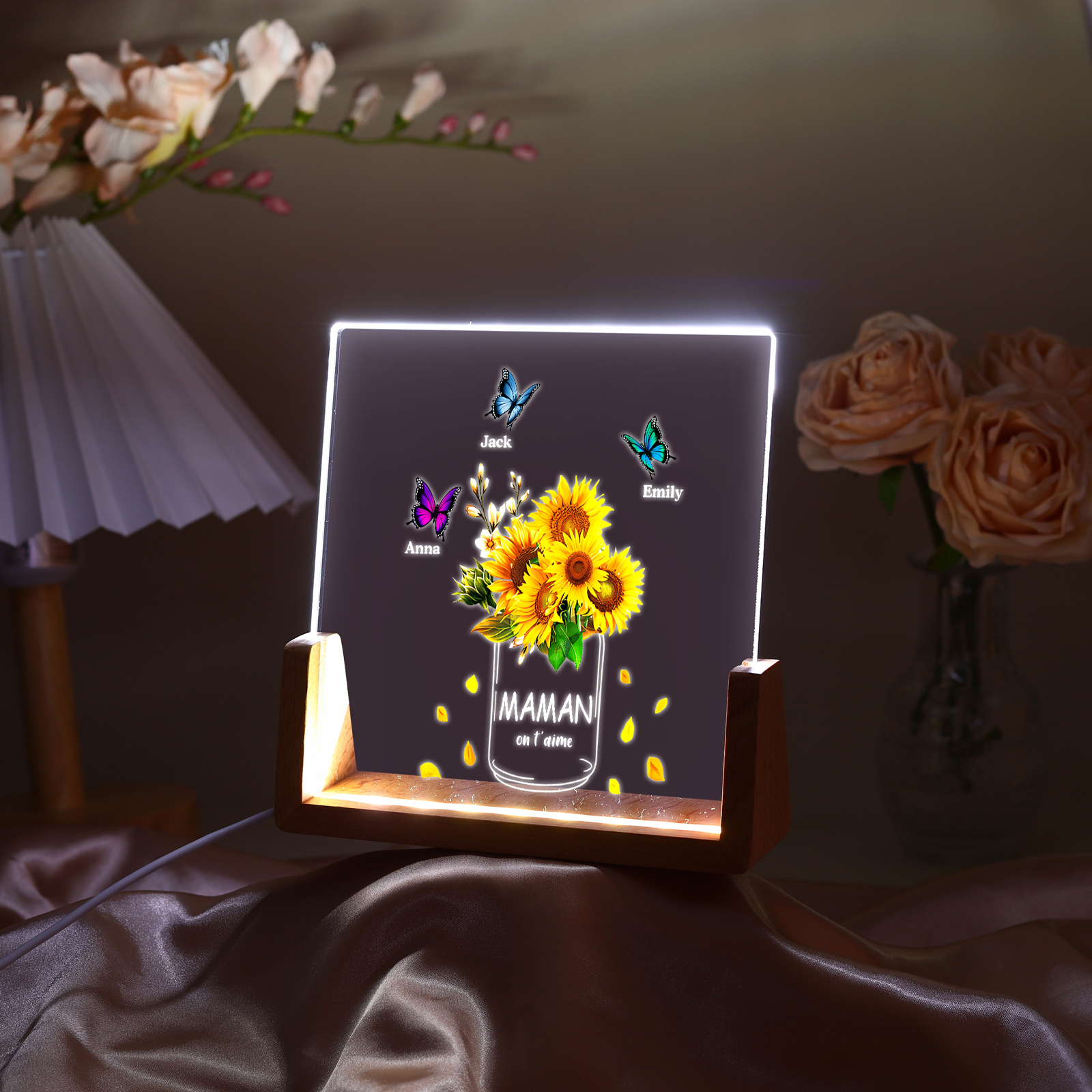 À Maman/Mamie - Lampe de chevet LED Tournesol 3 Prénoms Personnalisés avec 2 Textes pour Famille