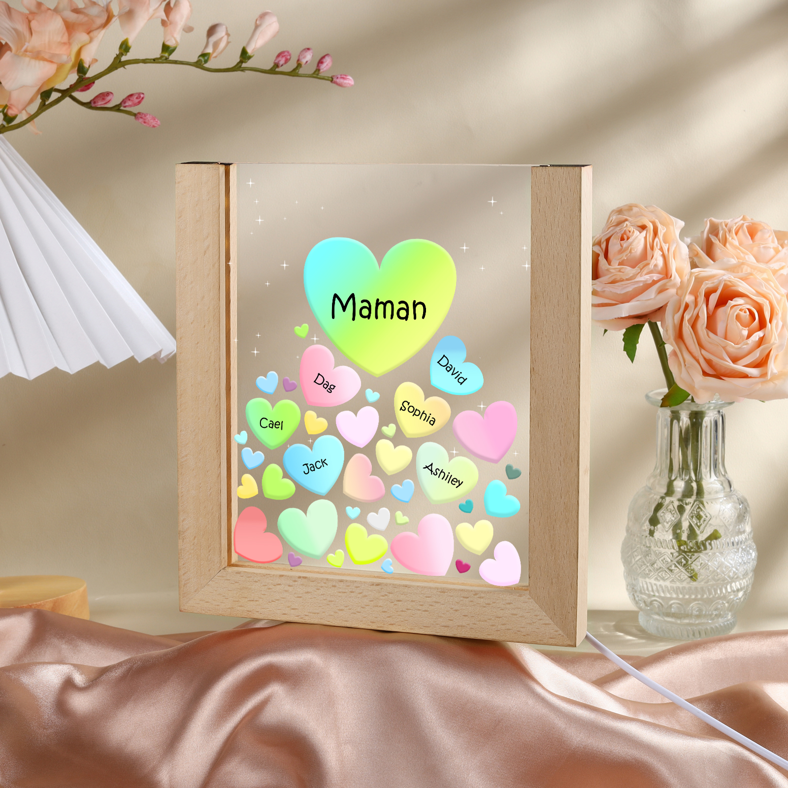 À Maman/Mamie - Lampe de chevet LED Cœurs 6 Prénoms Personnalisés avec 1 Texte