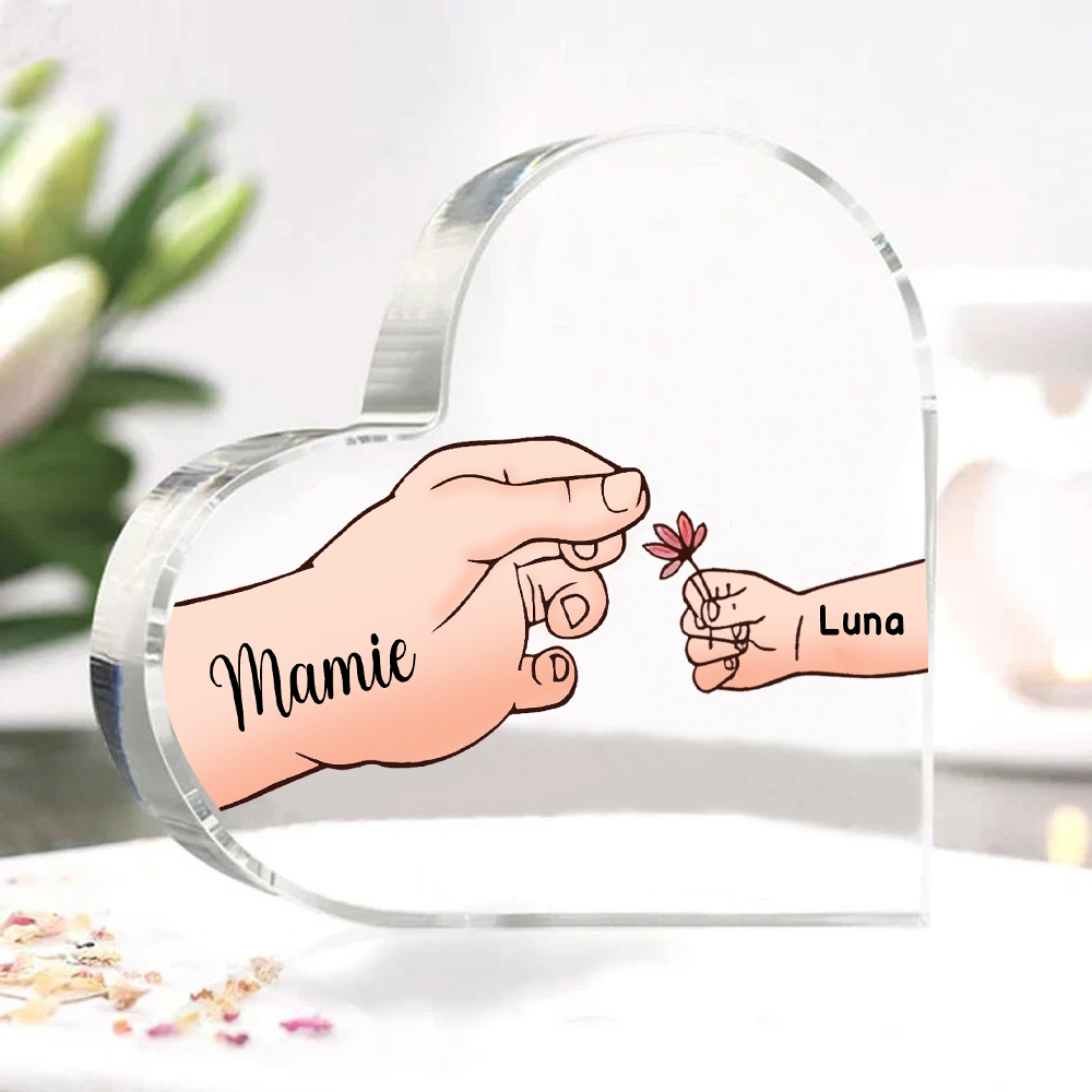 À ma Maman/Mamie - Plaque Acrylique Mains et Enfants en Forme de Cœur 2 Prénoms Personnalisés