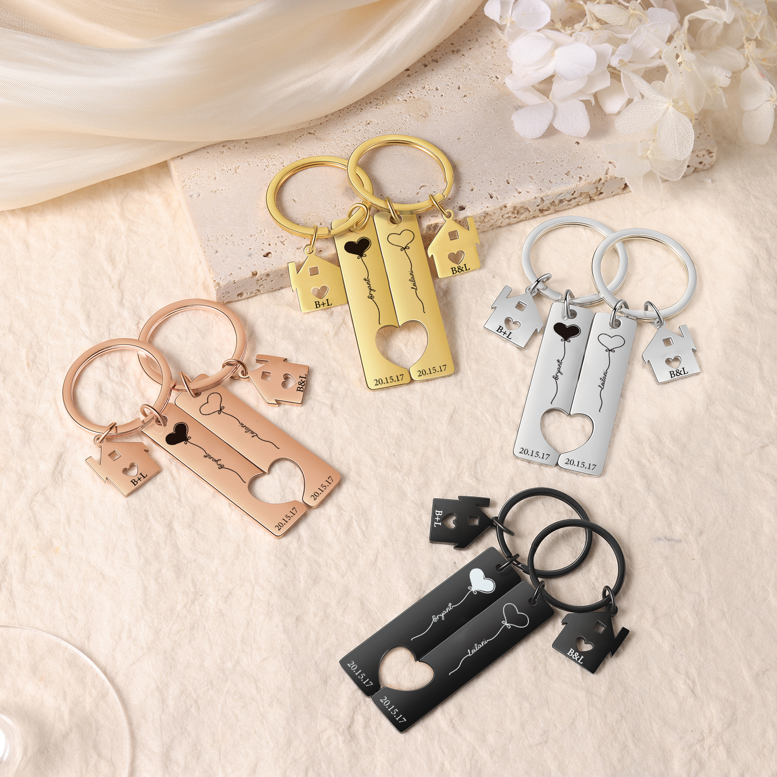 Porte-Clés 2 Prénoms et 2 Dates Personnalisés avec 2 Lettres pour Couple