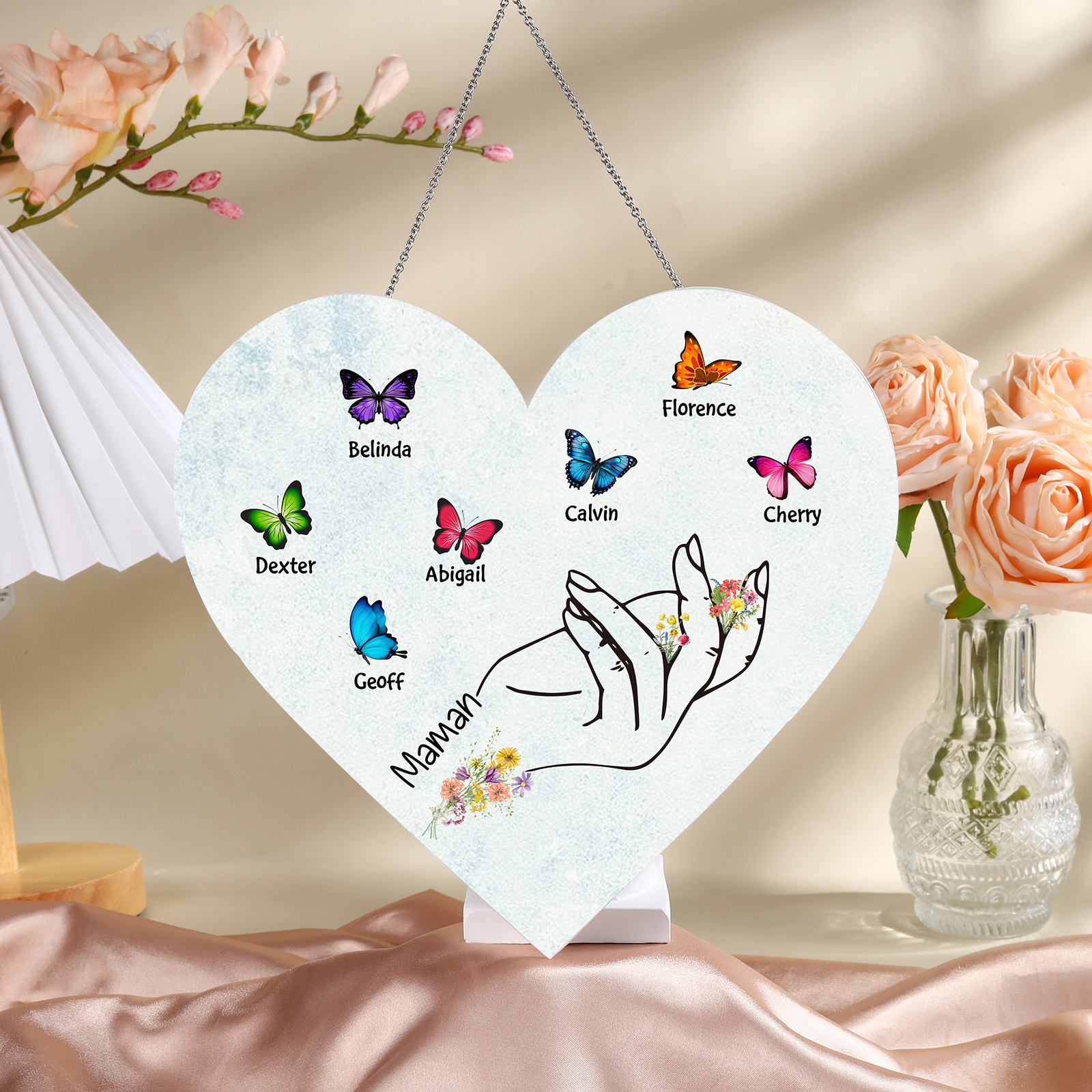 À Maman/Mamie - Veilleuse Cœur Décoration Main et Papillon 7 Prénoms Personnalisés avec 1 Texte