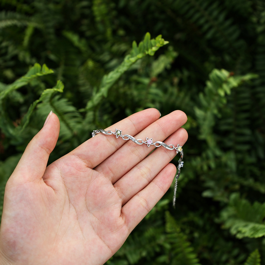 Bracelet infini à Breloque 4 Prénom Personnalisé avec 4 Pierre de Naissance