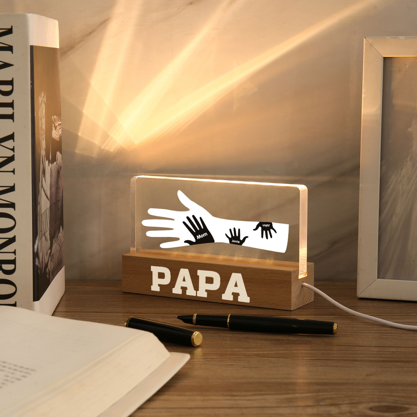 À Papa/Maman- Lampe de chevet LED Mains 3 Prénoms Personnalisés avec Texte pour Famille