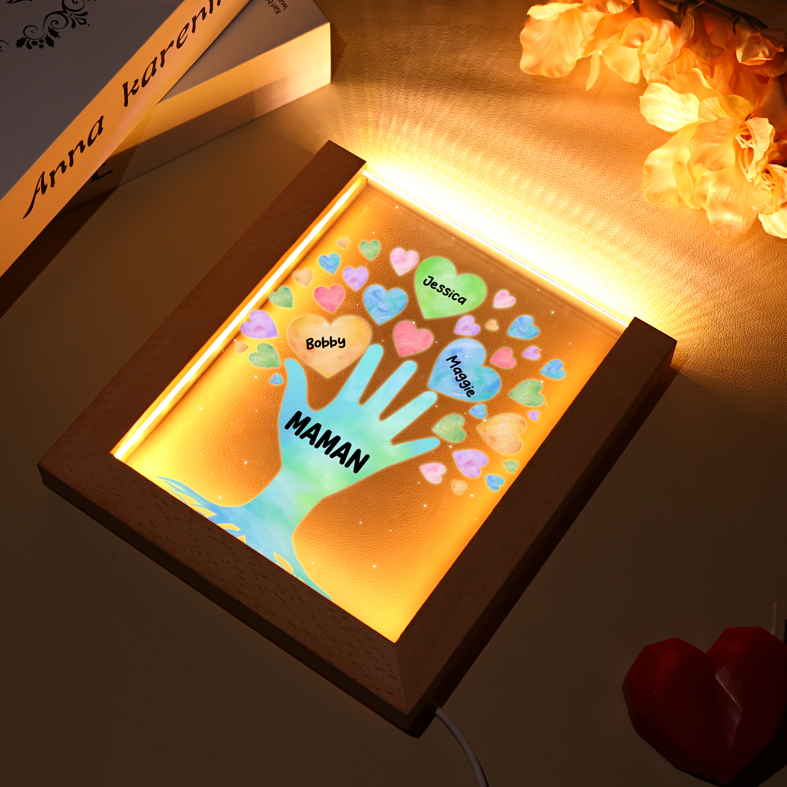 À Maman/Mamie - Lampe de chevet LED Main et Cœur 3 Prénoms Personnalisés avec 1 Texte