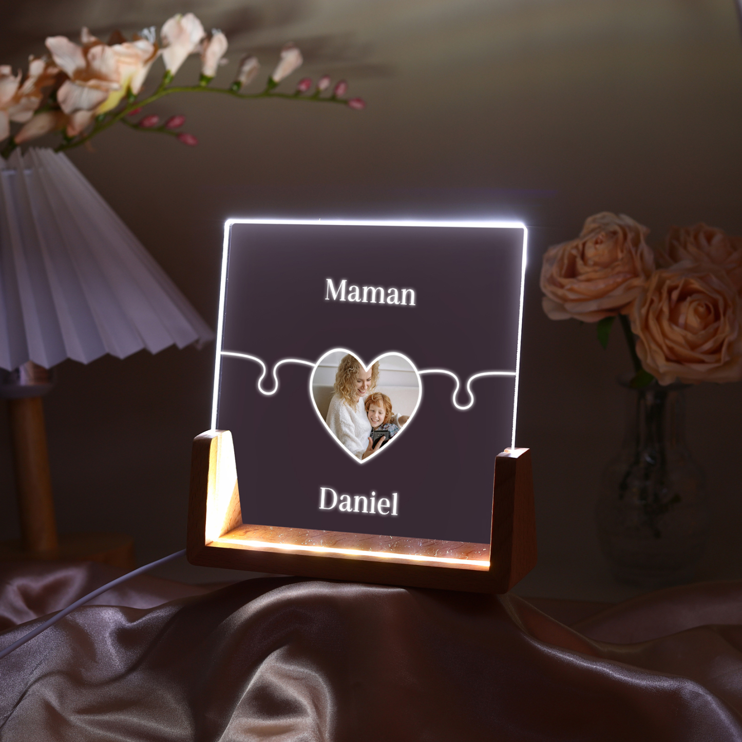 Lampe de chevet LED Puzzles 2 Prénoms Personnalisés avec Photo pour Famille