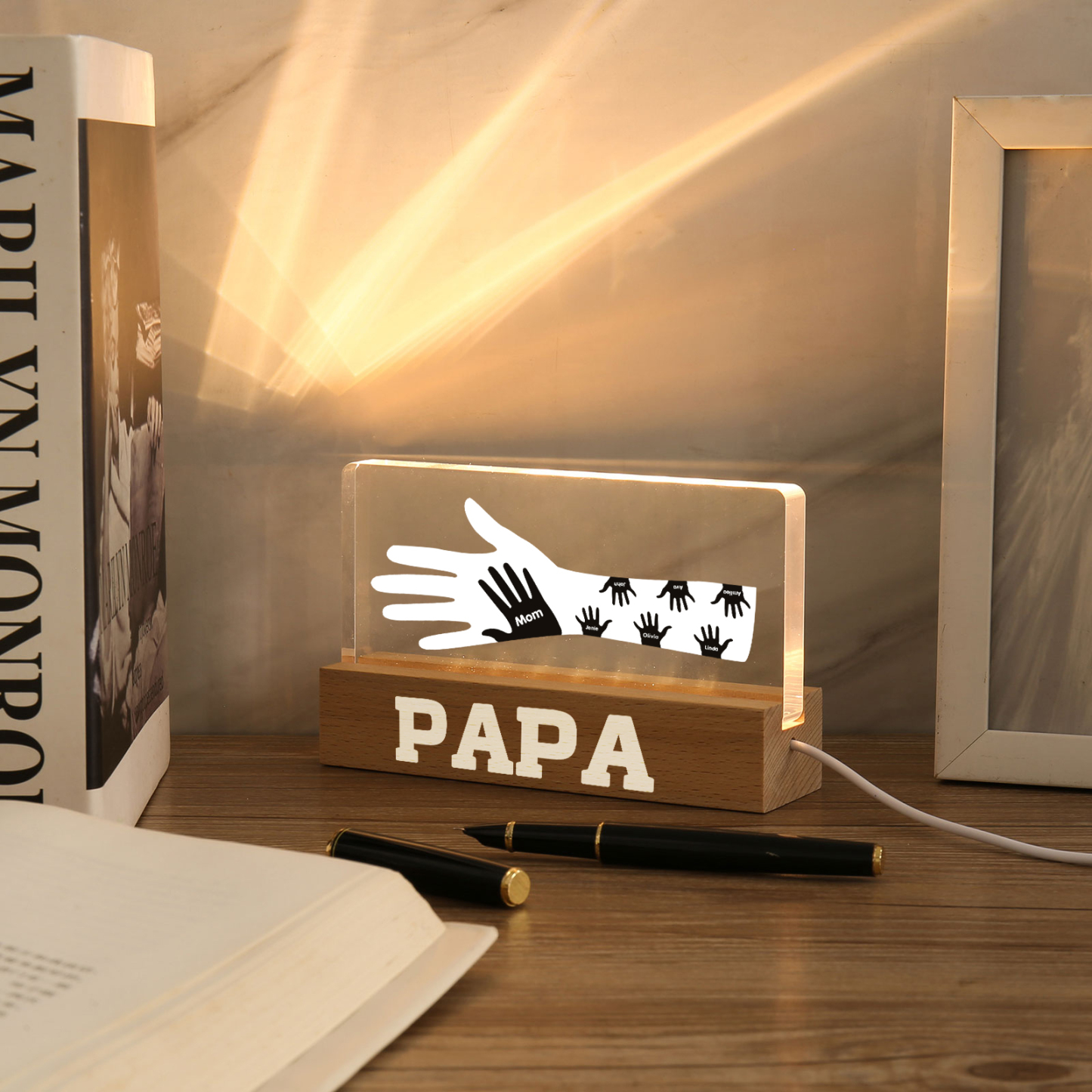 À Papa/Maman- Lampe de chevet LED Mains 7 Prénoms Personnalisés avec Texte pour Famille
