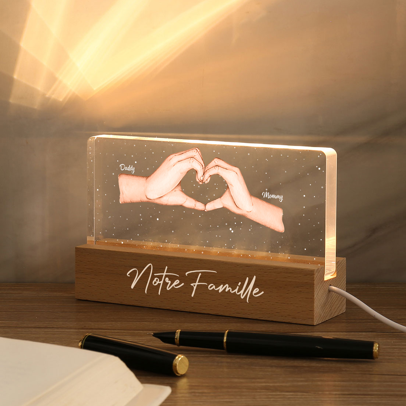 À ma Famille- Lampe de chevet LED la Main dans la Main 2 Prénoms Personnalisés avec Texte
