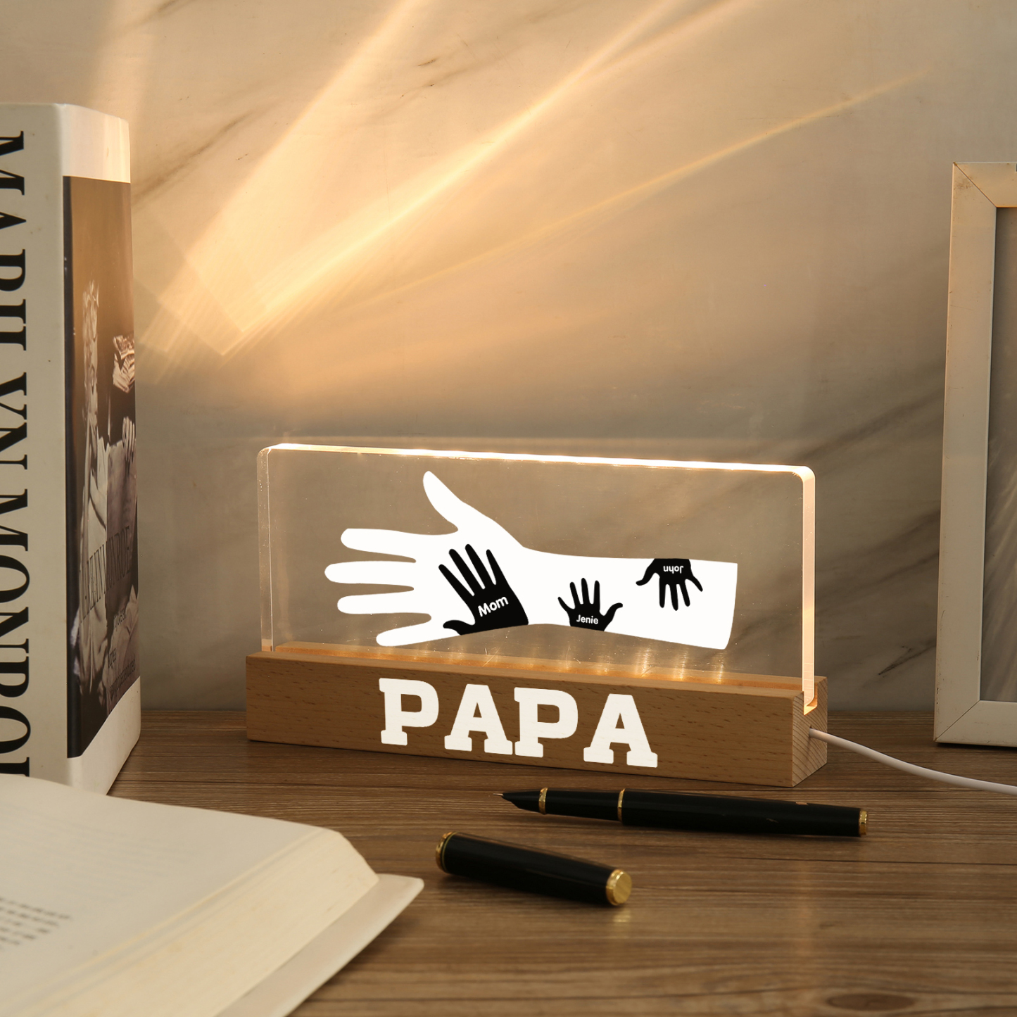 À Papa/Maman- Lampe de chevet LED Mains 3 Prénoms Personnalisés avec Texte pour Famille