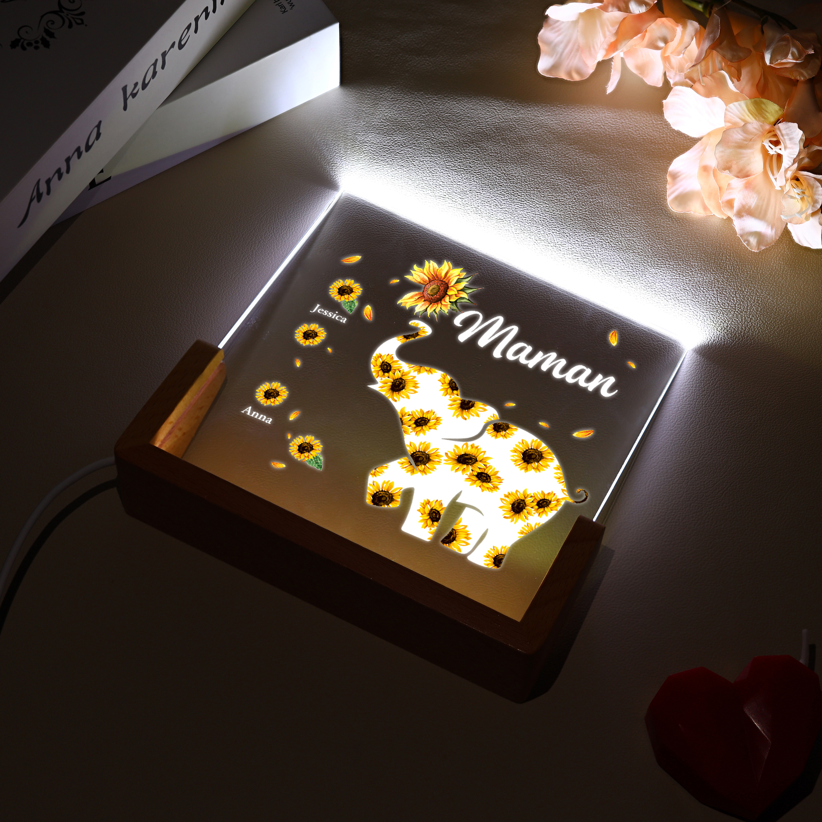 À Maman/Mamie - Lampe de chevet LED Éléphants 2 Prénoms Personnalisés avec Texte
