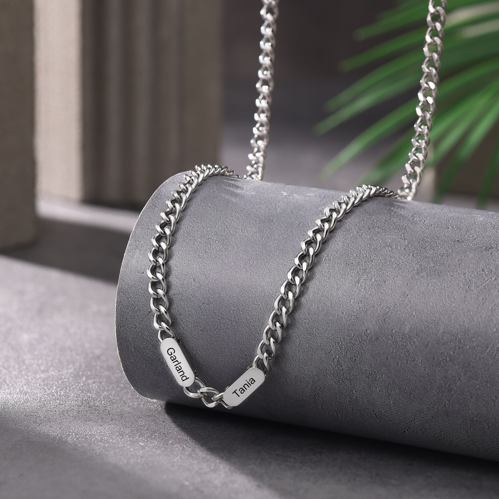 Collier Chaîne Gourmette en Acier Inoxydable Personnalisé et ajustable avec 1 à 6 Prénoms pour Homme