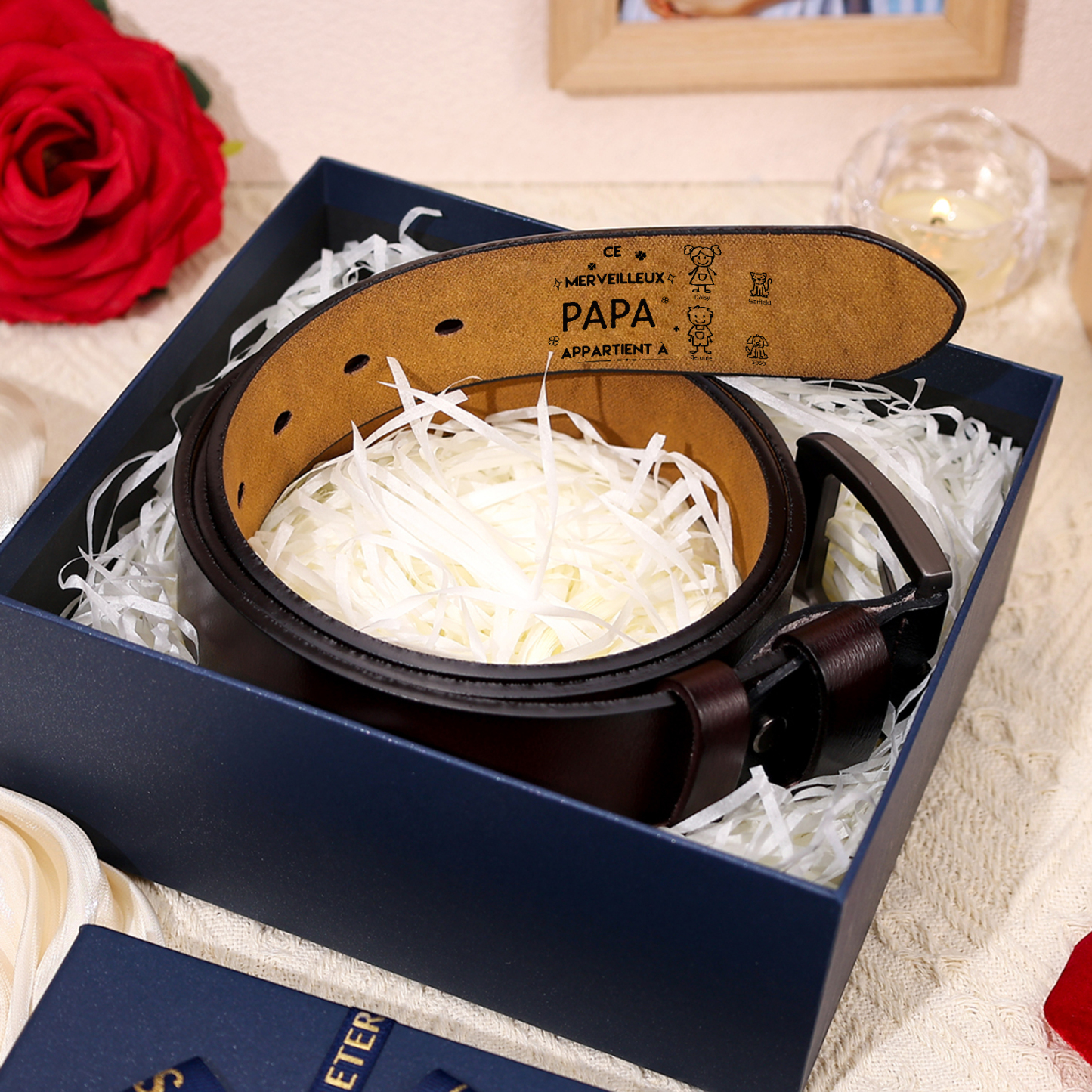 À mon Papa - Ceinture en Cuir Personnalisé avec 4 Prénoms et 4 Dessins Enfant Cadeau pour Homme | Jessemade