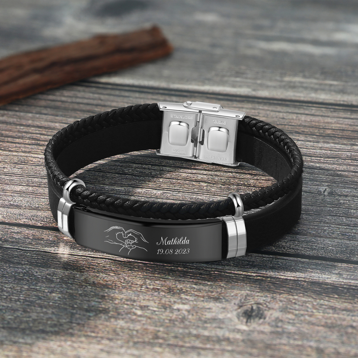 Bracelet personnalisé la main dans la main gravé avec 1 Prénom et 1 Date | Jessemade