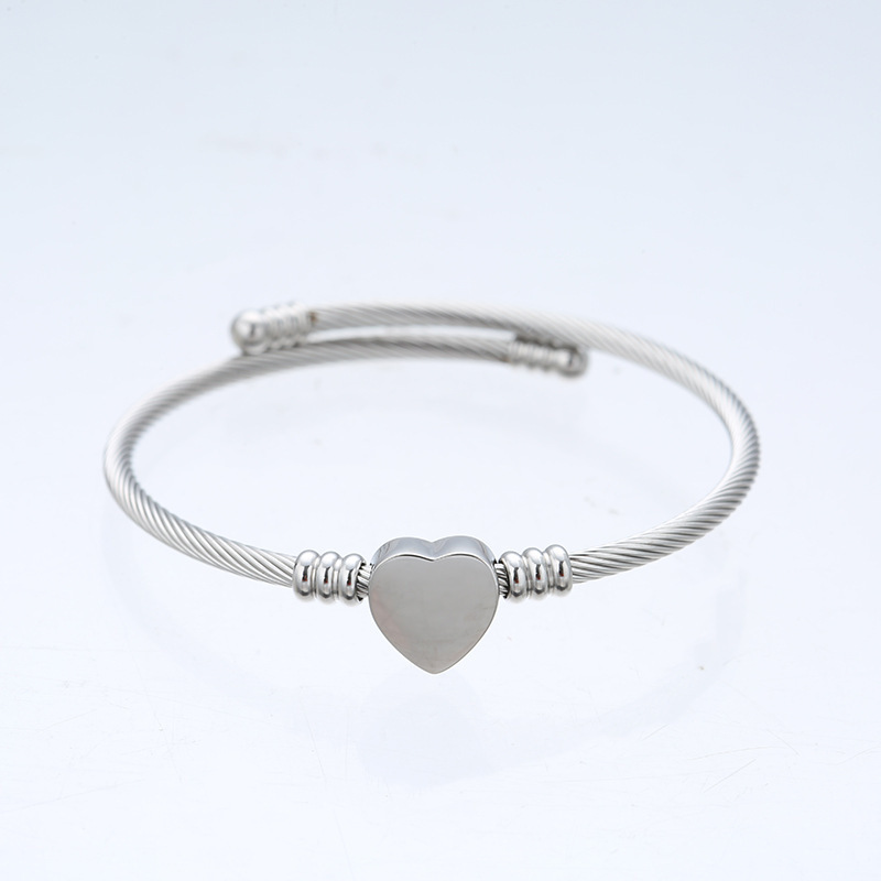 Bracelet Cœur en Acier Inoxydable Élégance et Durabilité bracelet personnalisé femme Cadeau pour femme｜Jessemade