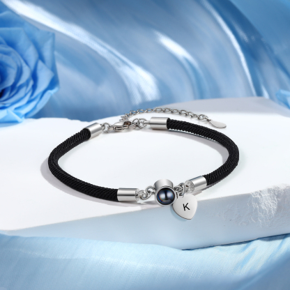 Bracelet Photo Projection Personnalisé Avec Pierre de Projection et Initiale Bracelet Personalisable｜Jessemade