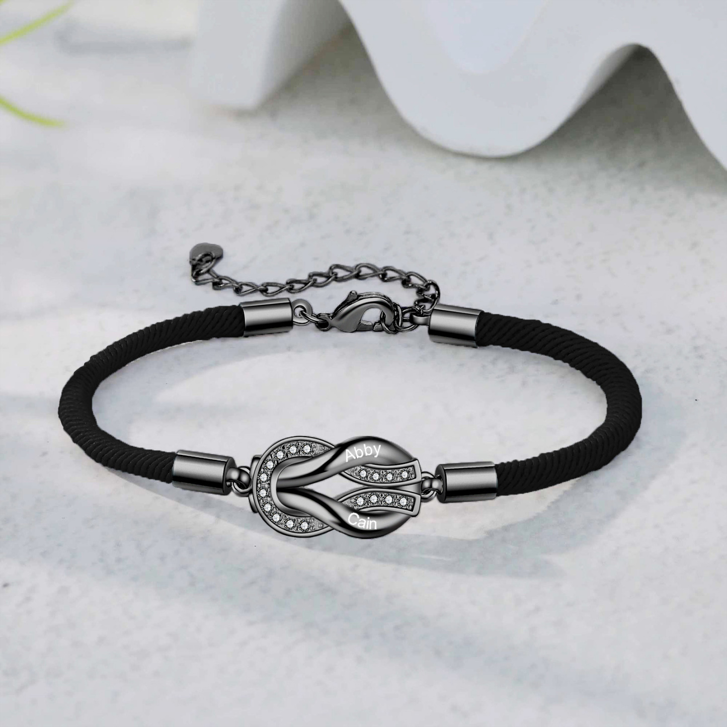 Bracelet Infini Personnalisé avec 2 Prénoms Bracelet Personnalisable Avec Cordon Noir Réglable | Jessemade