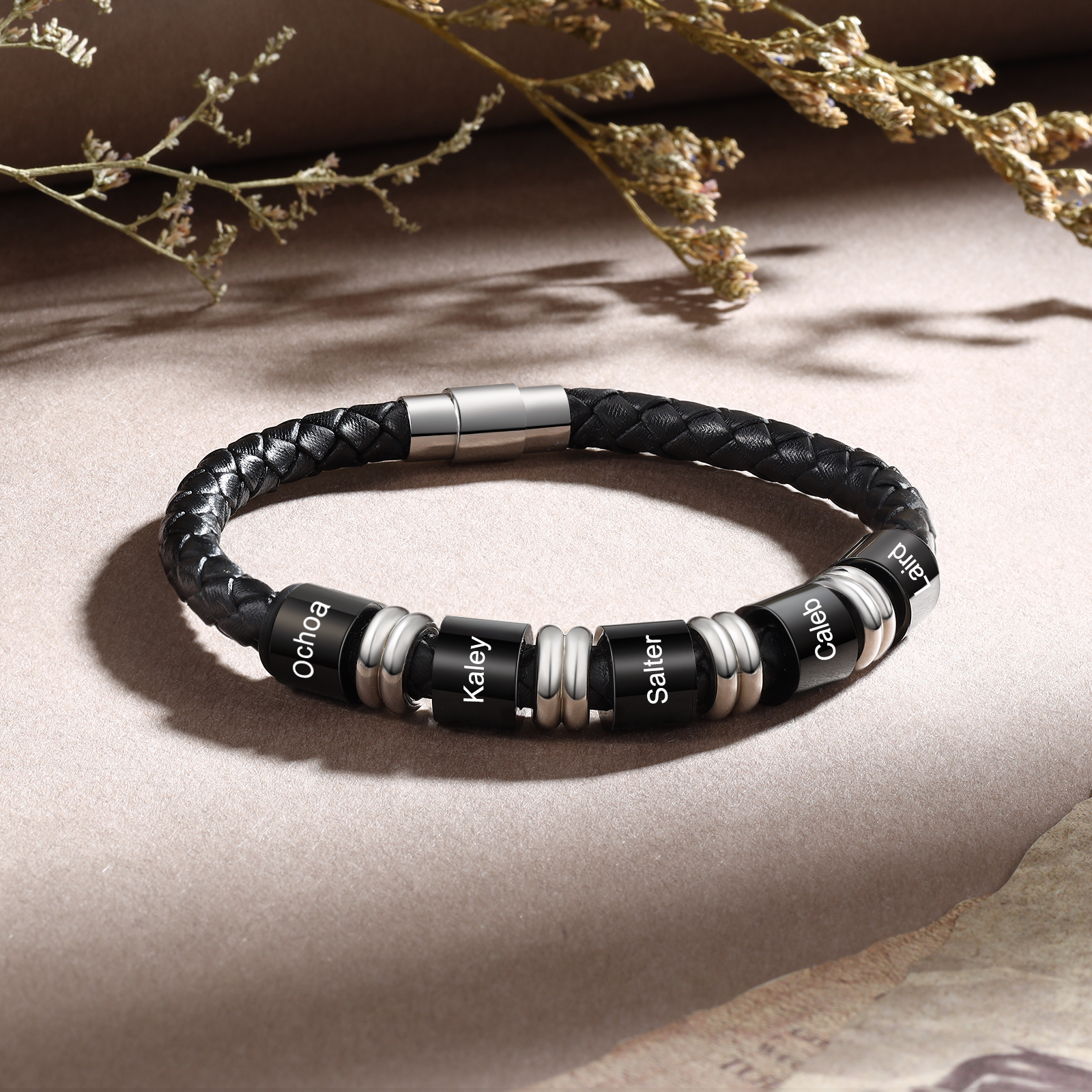 Bracelet en Cuir personnalisé 5 Prénoms gravés - Cadeau pour Homme | Jessemade