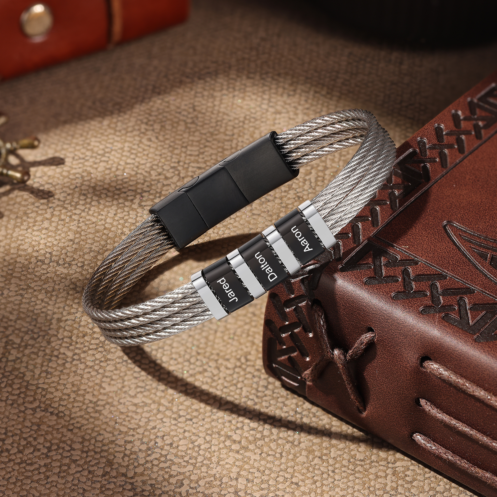 Bracelet Homme  Personnalisé avec Gravure de 3 Prénoms en Acier Inoxydable | Jessemade