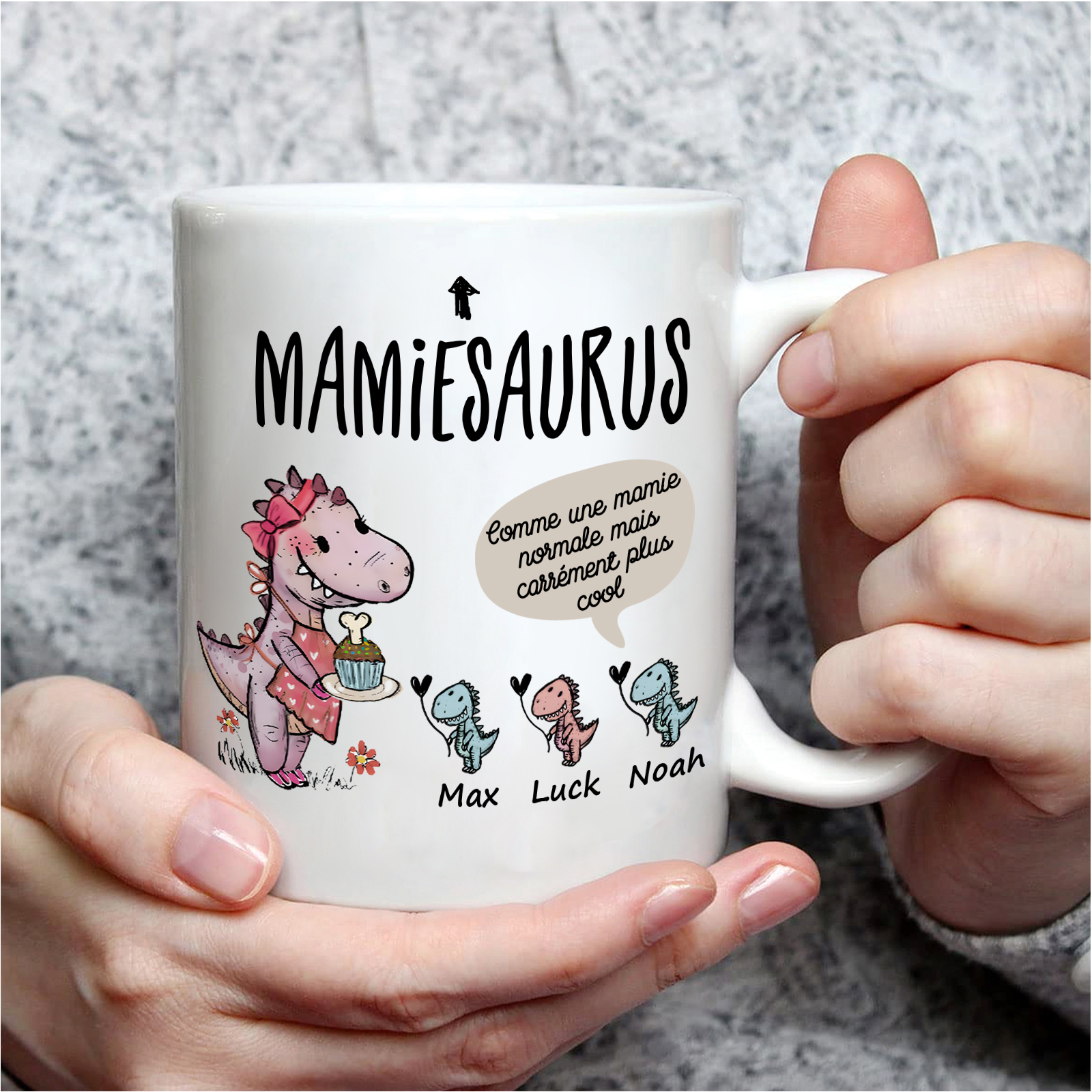 À Mamie Tasse Dinosaure 3 Prénoms Personnalisés rose ou bleur Cadeau pour mamie  | Jessemade