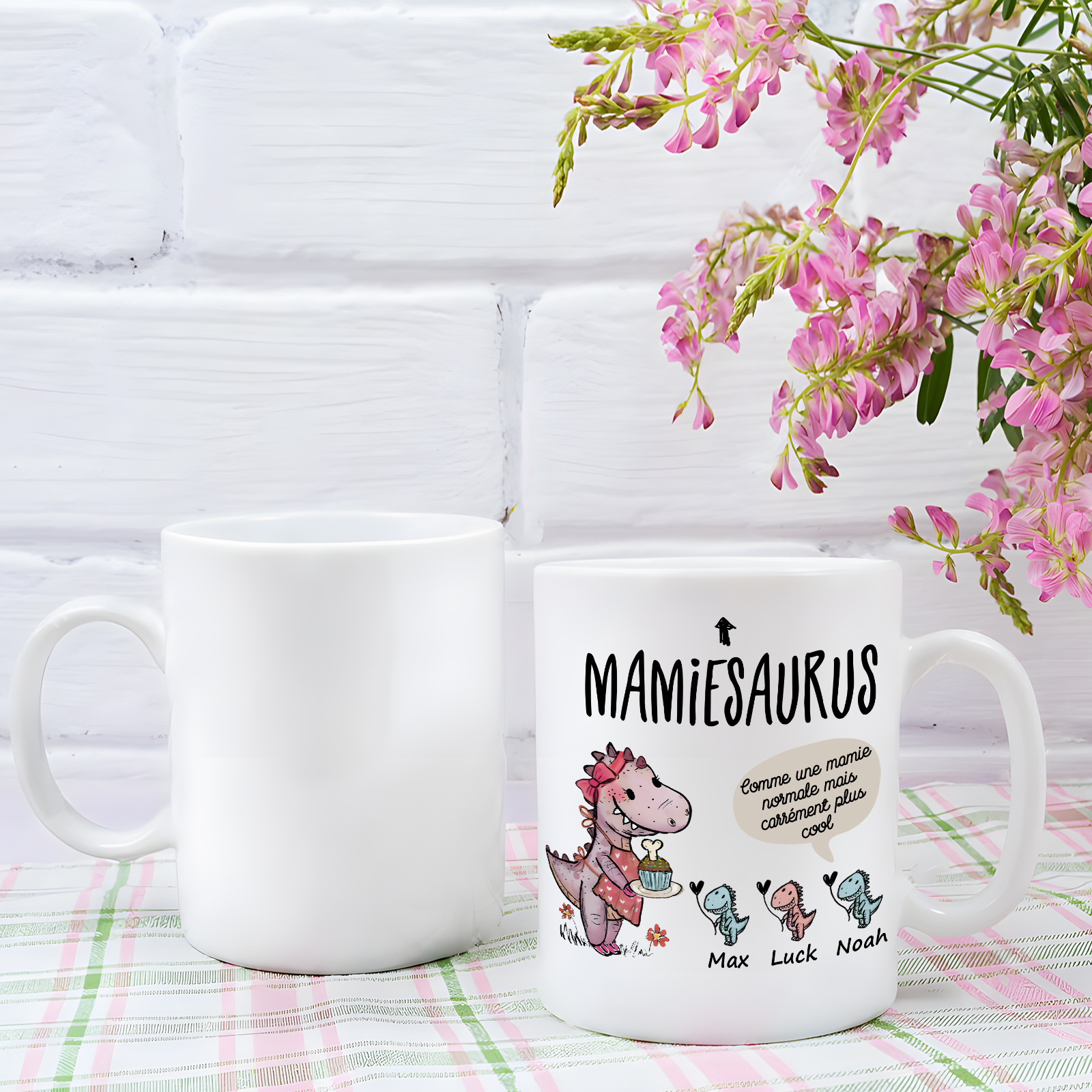 À Mamie Tasse Dinosaure 3 Prénoms Personnalisés rose ou bleur Cadeau pour mamie  | Jessemade