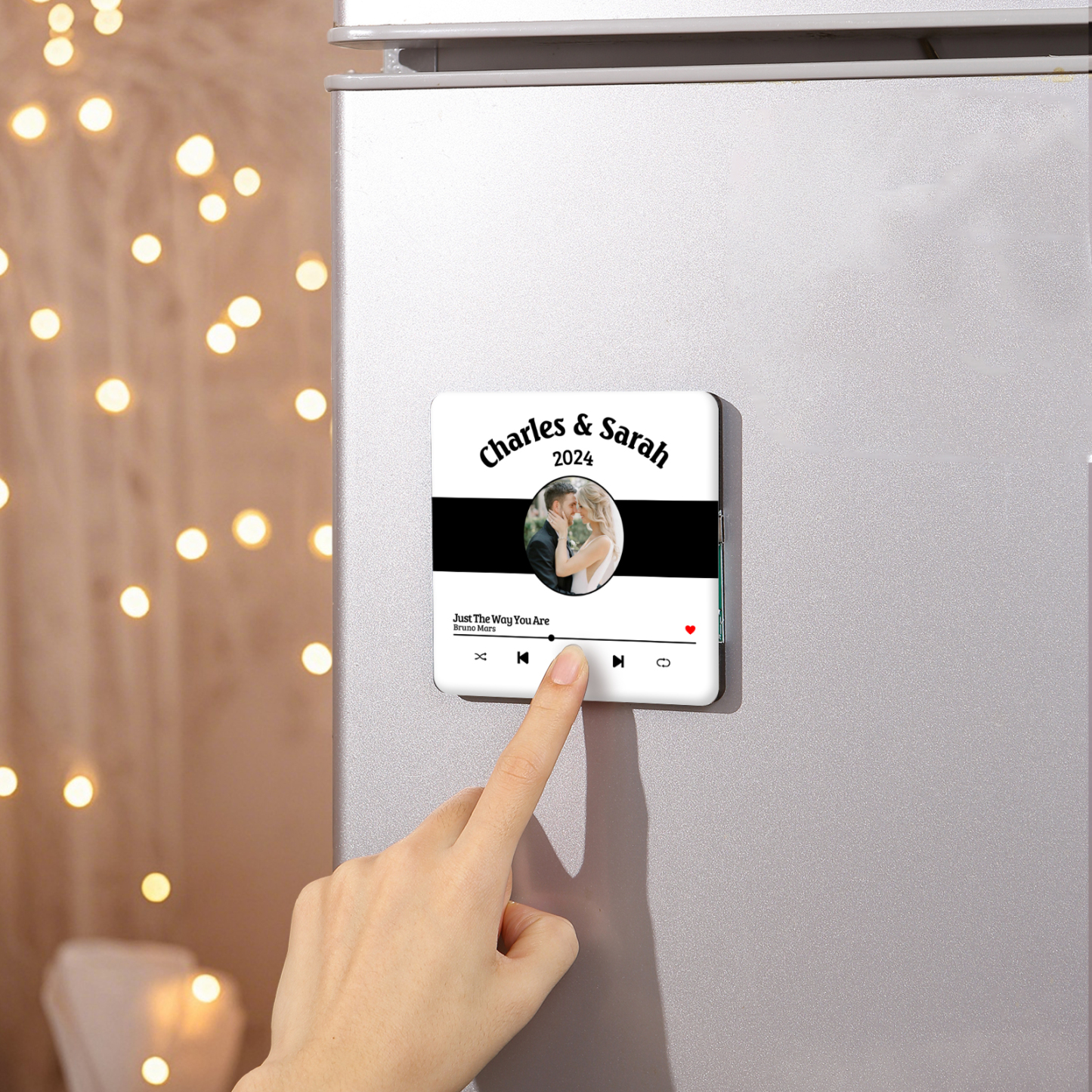 Aimant De Réfrigérateur de Musique Personnalisé 2 Prénoms et 1 Photo et Année Aimant De Frigo en blanc pour Couple | Jessemade