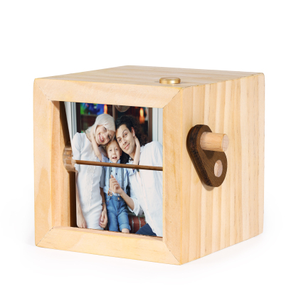 Album Photo Mécanique à Manivelle Avec LED Cadre Photo Personnalisé Avec 8 Photos Cadeau pour Vos Proches/ Amis | Jessemade
