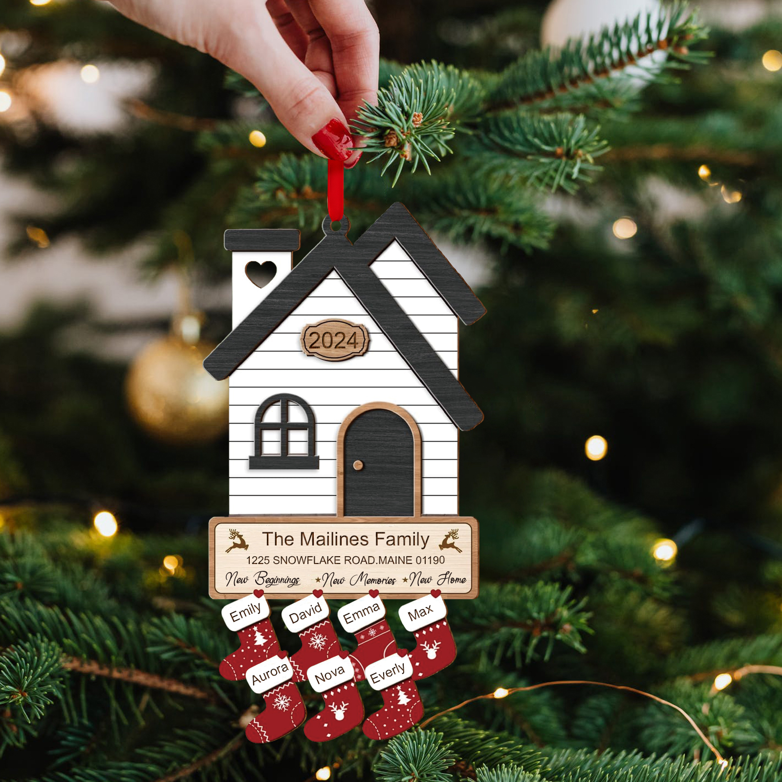 Décoration Sapin Noël en Bois Maison 7 Prénoms Personnalisés avec années et 2 Texte Ornement pour Famille | Jessemade