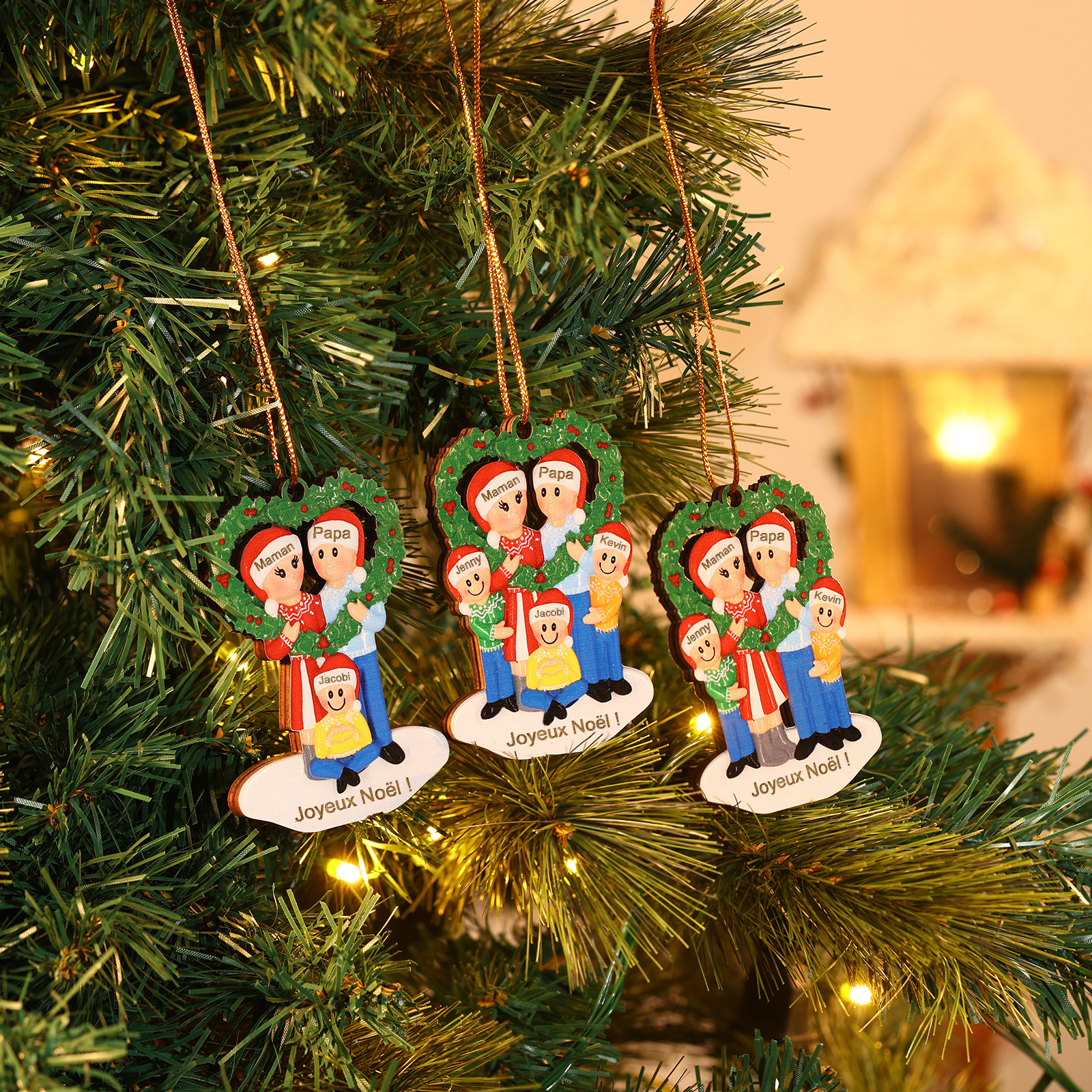 Décoration Sapin Noël Cœur 4 Prénoms Personnalisés avec Texte Ornement Sapin en Bois Cadeau pour Famille | Jessemade