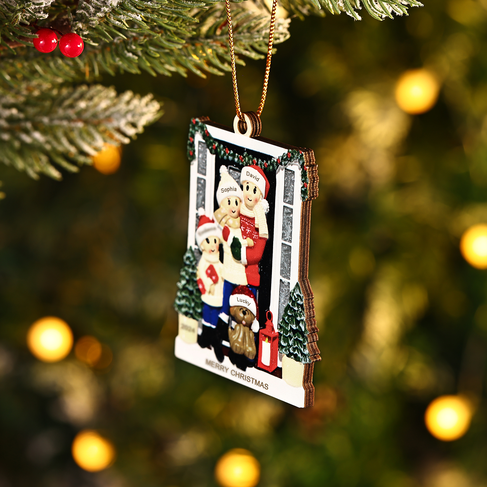 Décoration Sapin Noël en bois la famille avec le chien avant la porte 4 Prénoms Personnalisés avec texte et date Cadeau pour famille | Jessemade